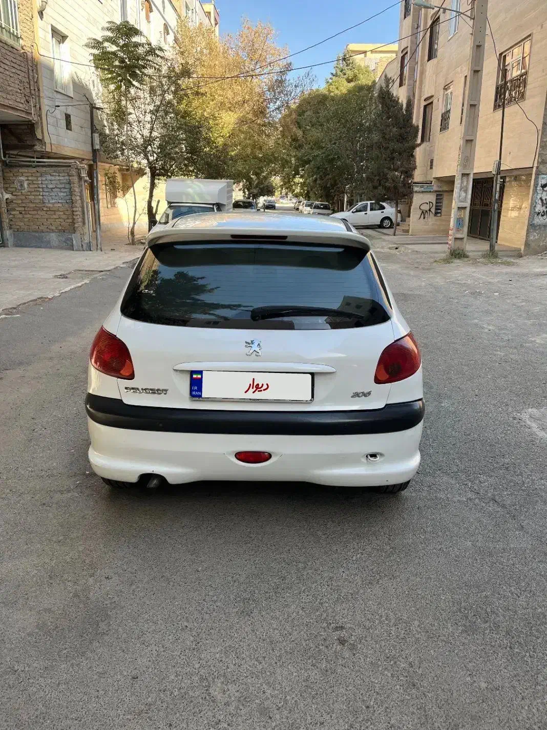 پژو 206 تیپ 2 - 1395