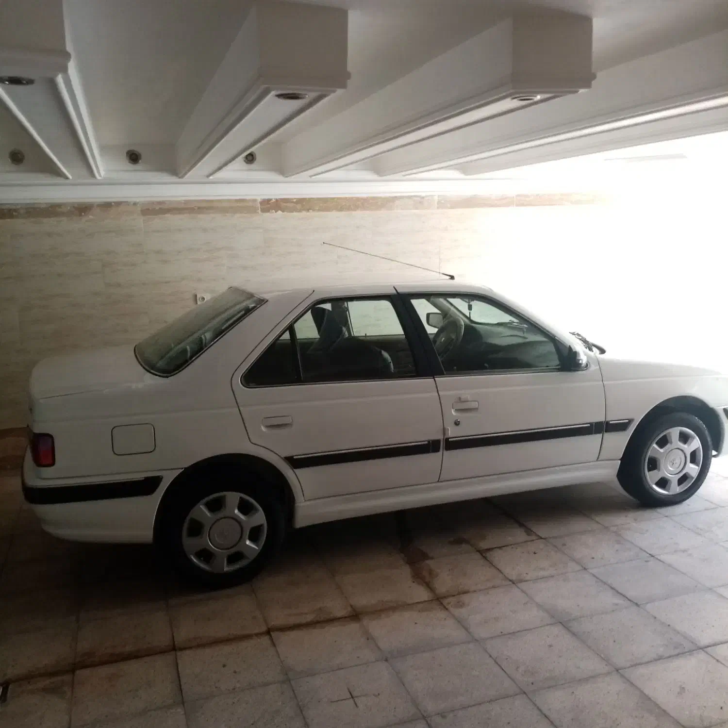 پژو پارس XU7P - 1402