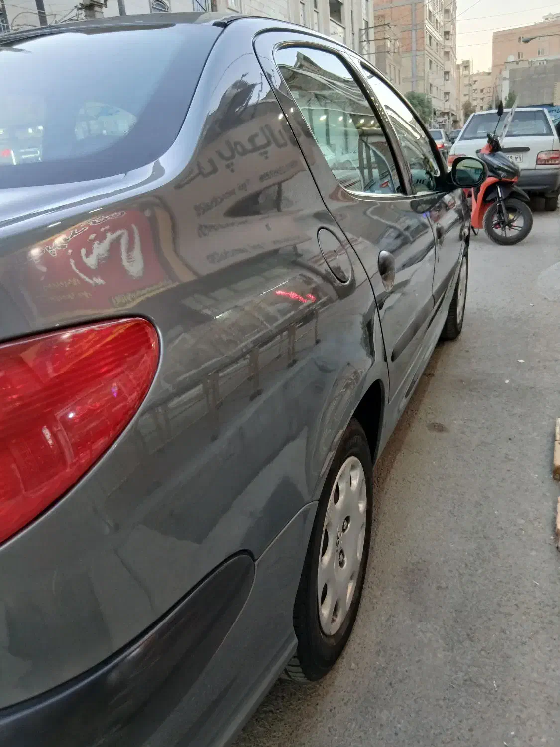 پژو ۲۰۶ صندوق دار v20 - 1389