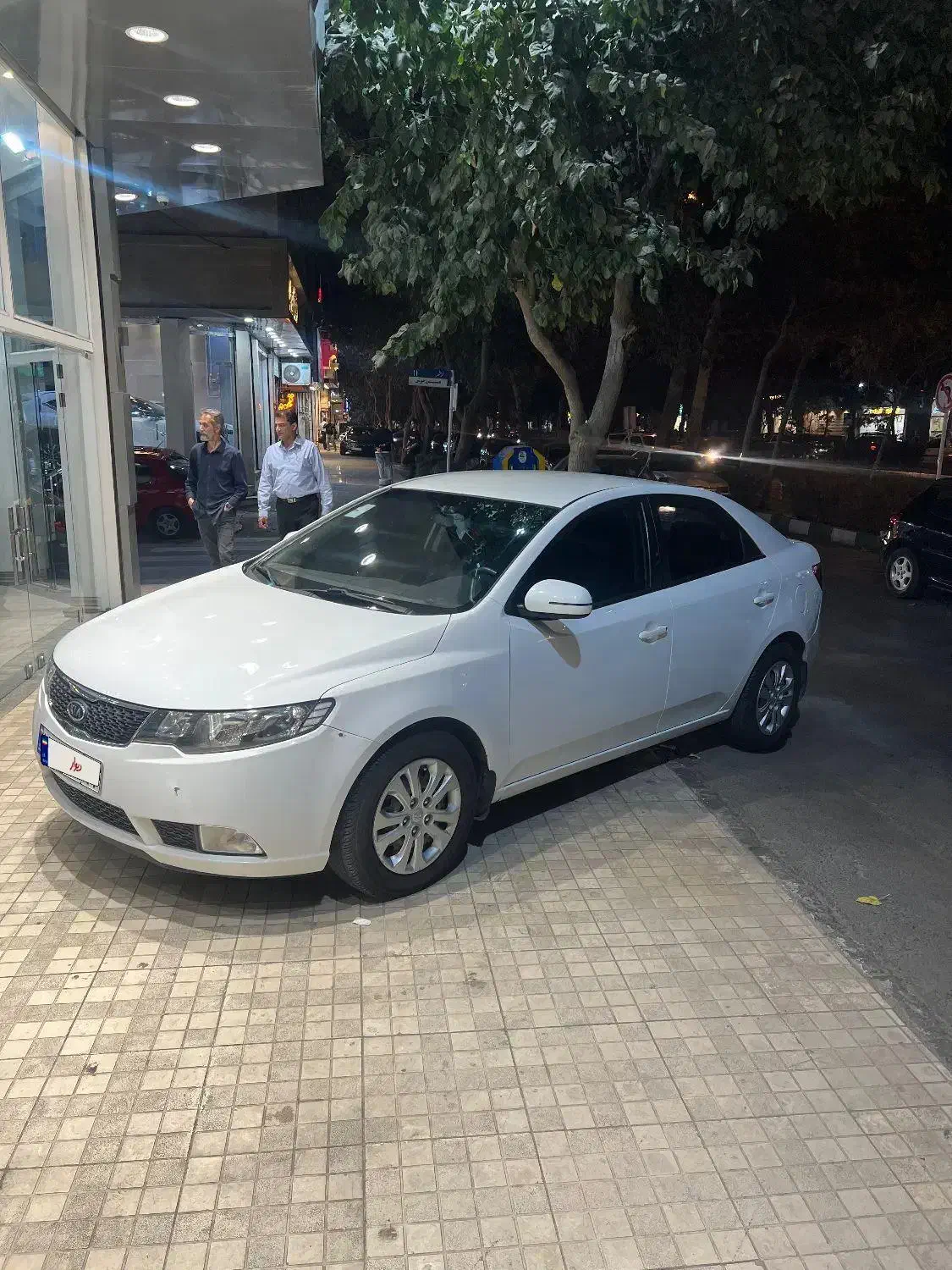 خودرو کیا، سراتو مونتاژ آگهی ann_20959804