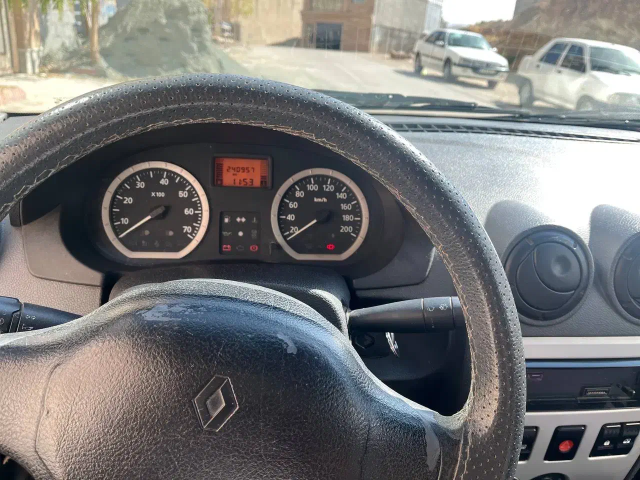 رنو تندر 90 E2 - 1386