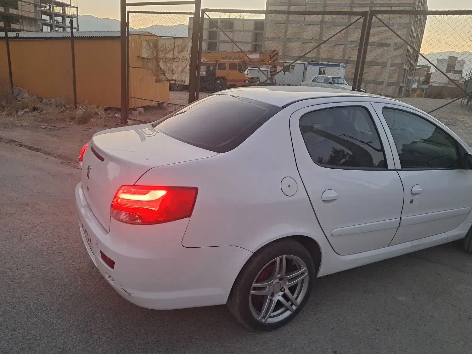 رانا پلاس سقف فلز - 1402