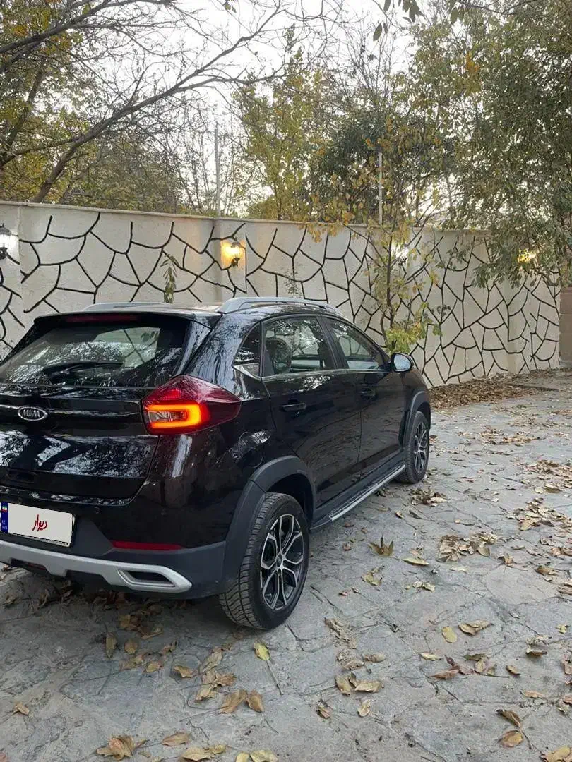 ام وی ام X22 پرو دنده‌ای - 1402