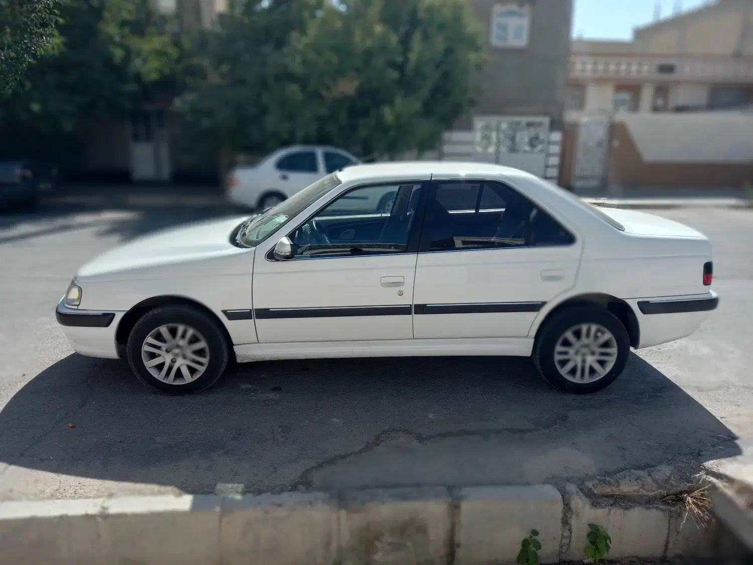 خودرو پژو، پارس آگهی ann_20960233