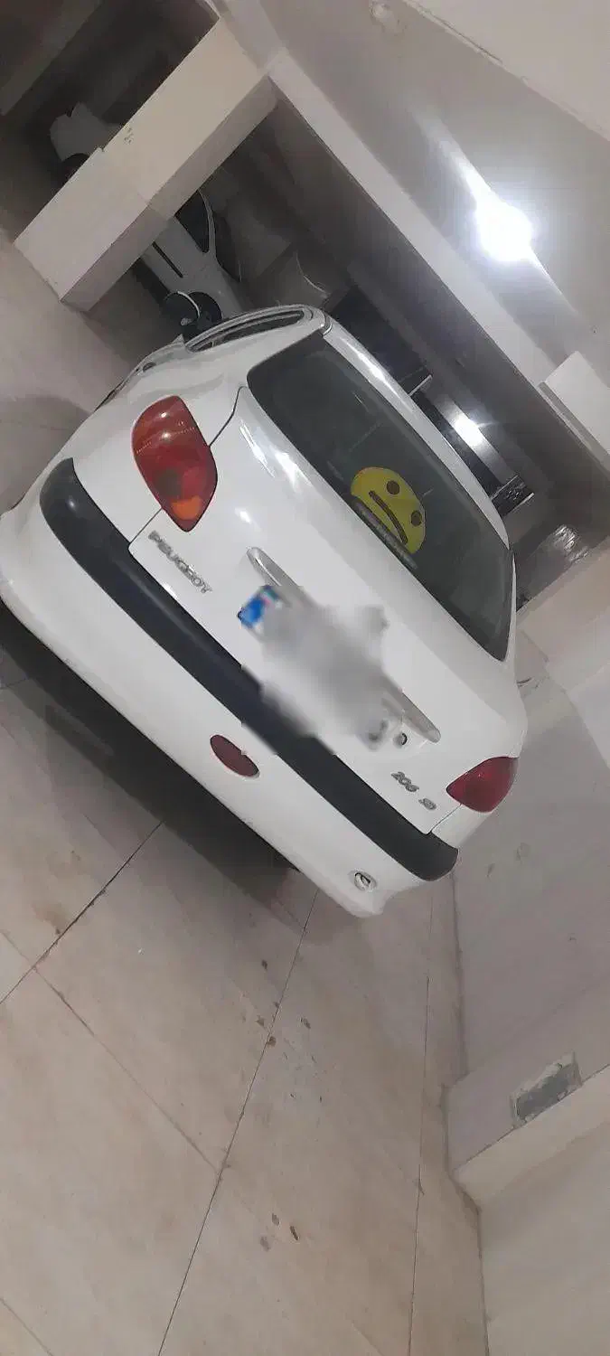 پژو ۲۰۶ صندوق دار v8 - 1391