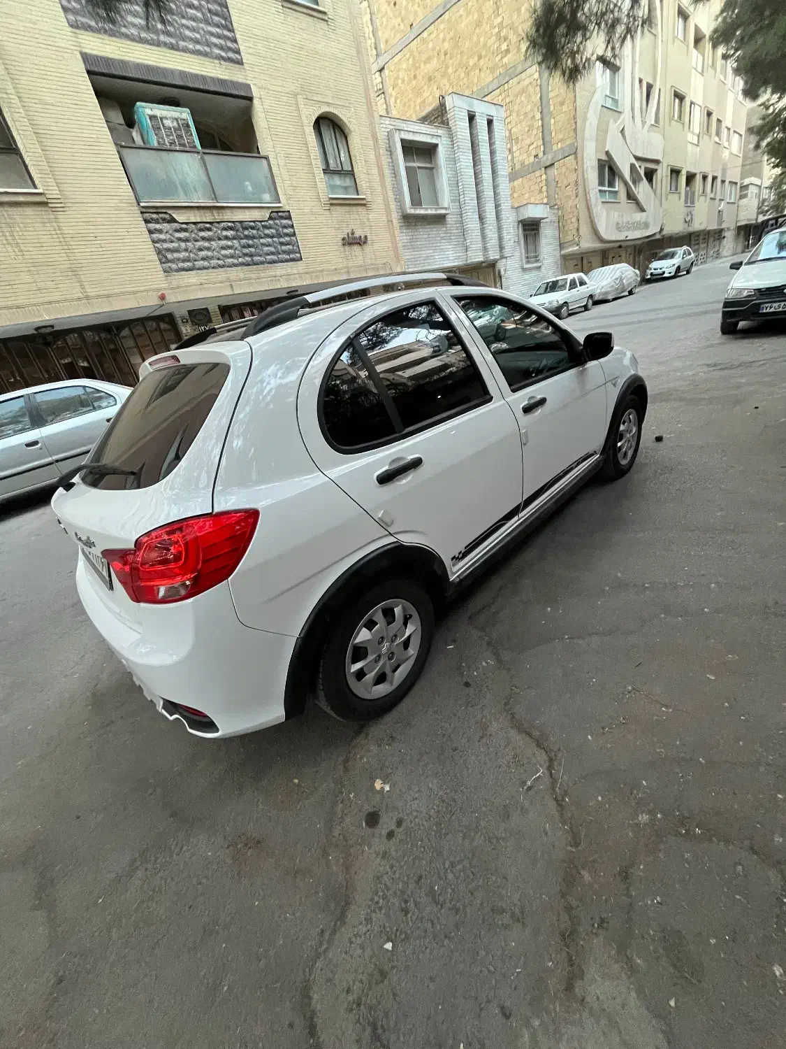 کوییک R دنده‌ای - 1403