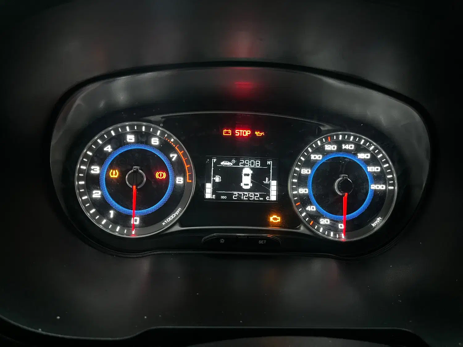 کوییک R دنده‌ای - 1403