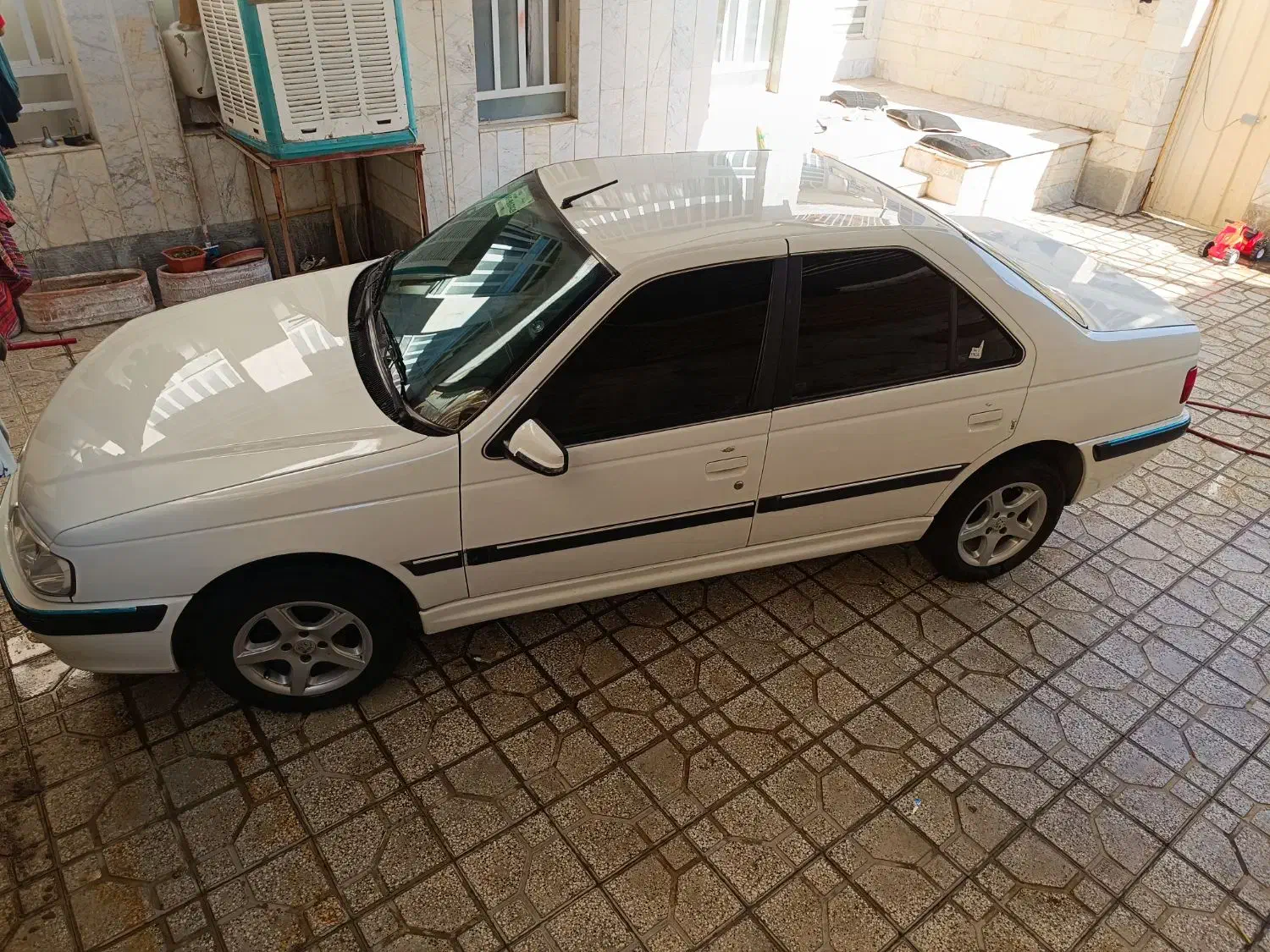 پژو پارس XU7P - 1401