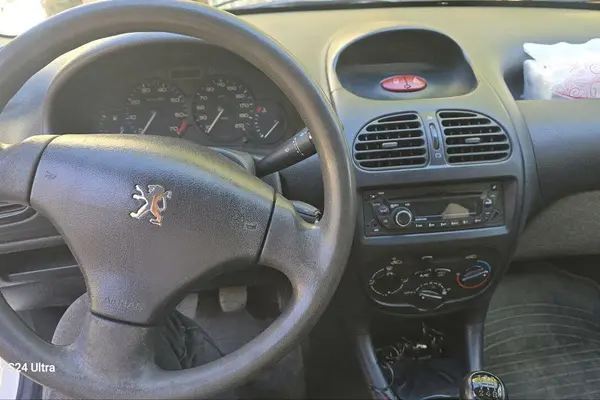 پژو 206 تیپ 2 - 1390