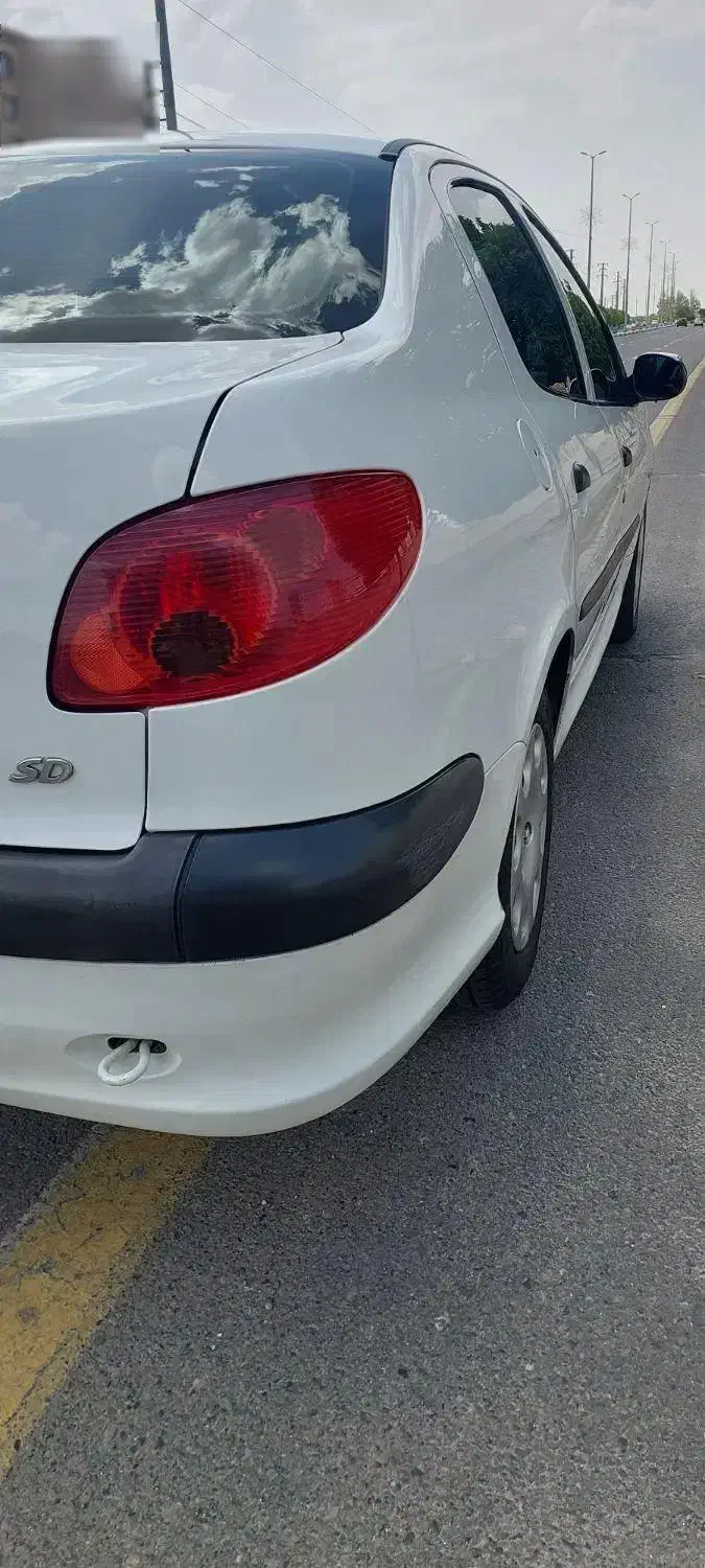 پژو ۲۰۶ صندوق دار v8 - 1393