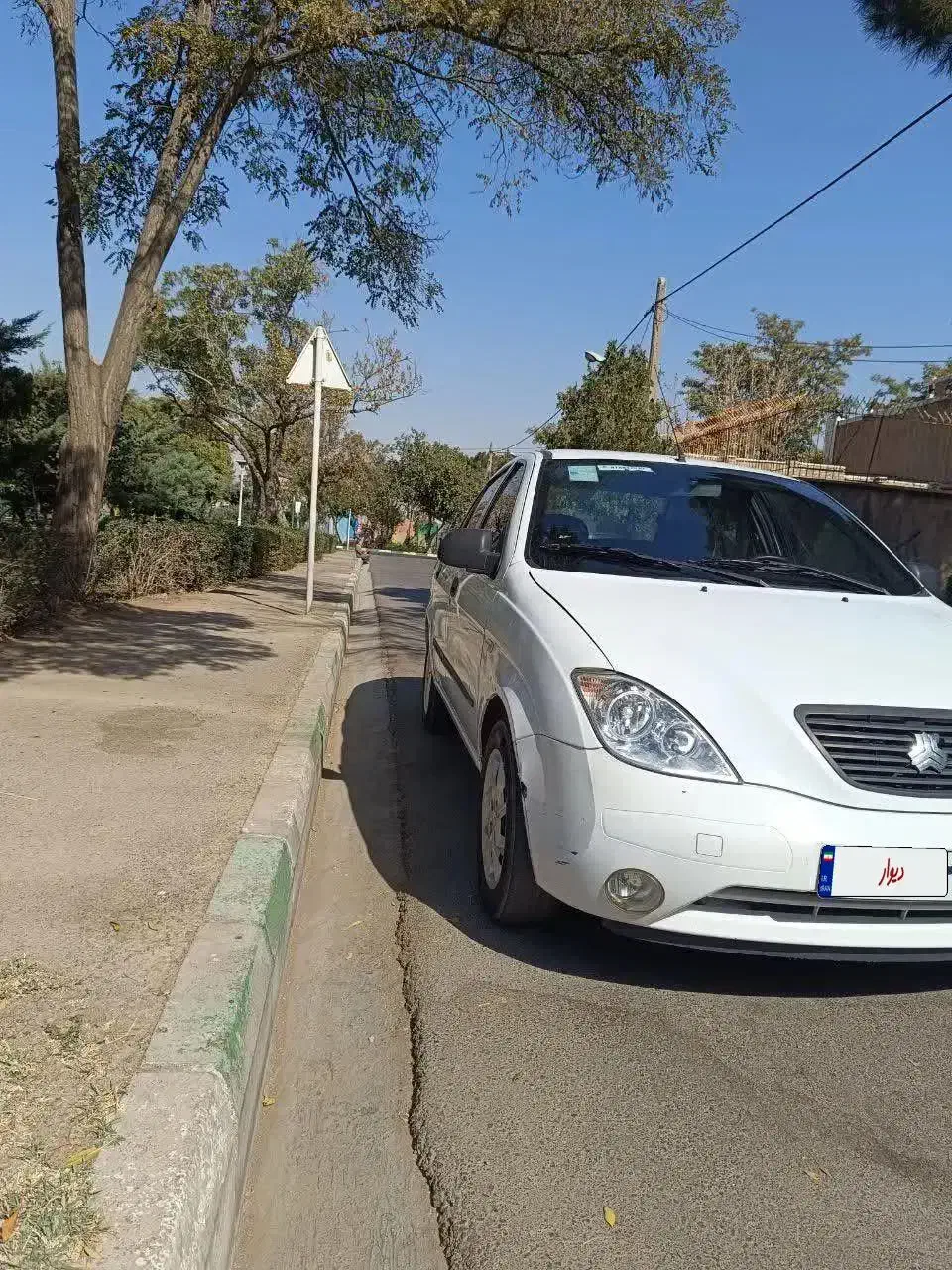 تیبا صندوق دار SX - 1398