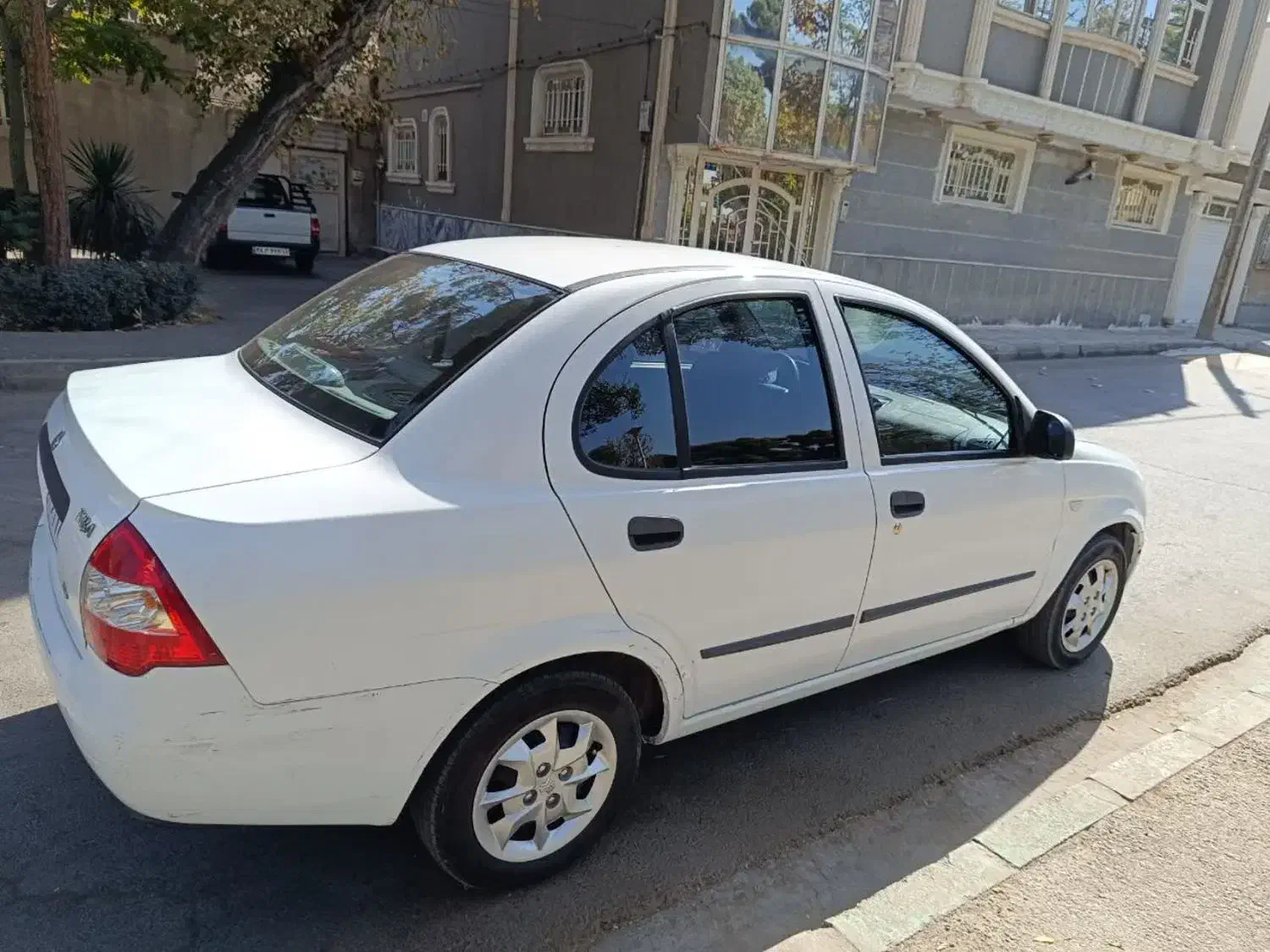 تیبا صندوق دار SX - 1398