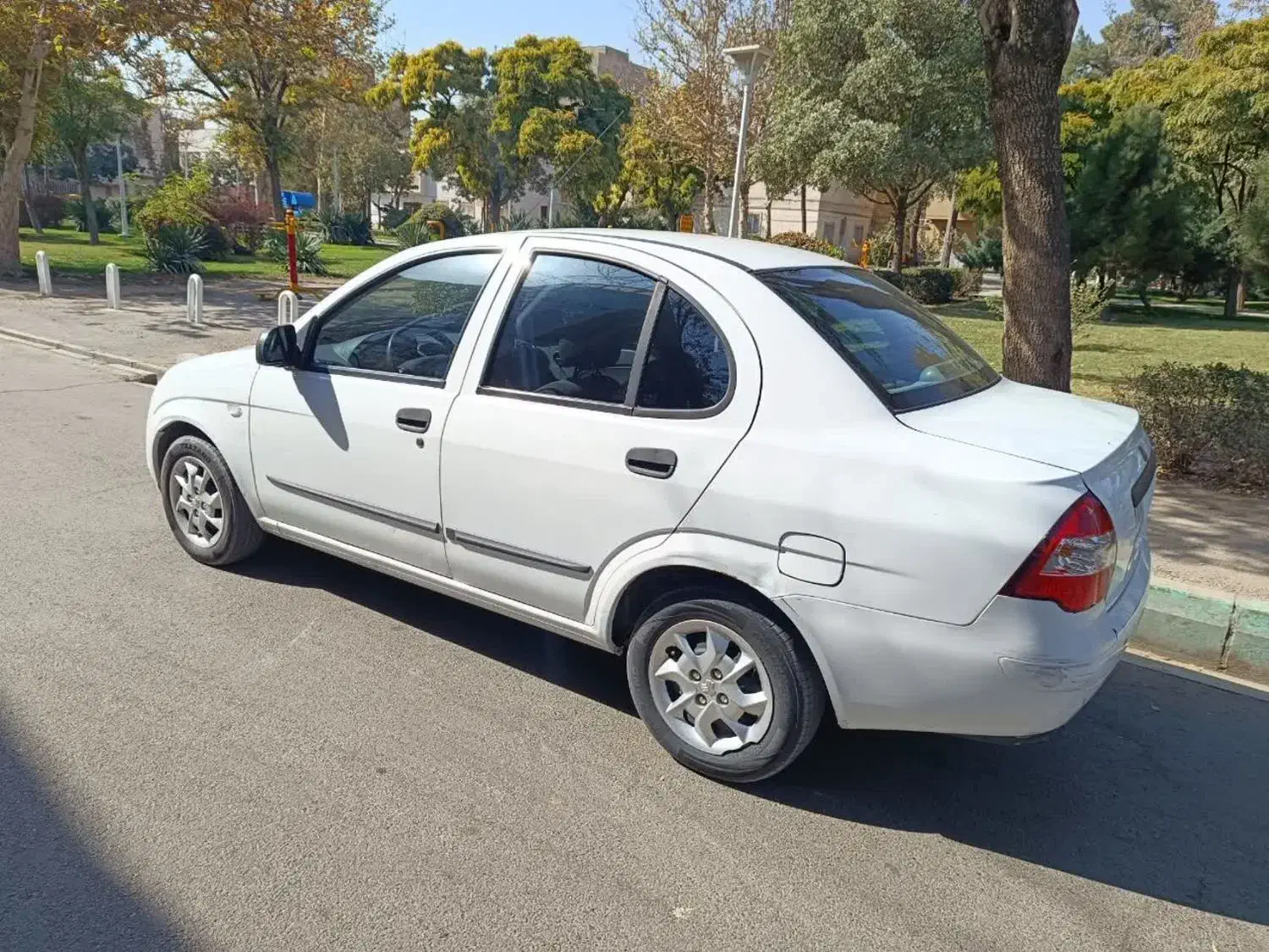 تیبا صندوق دار SX - 1398