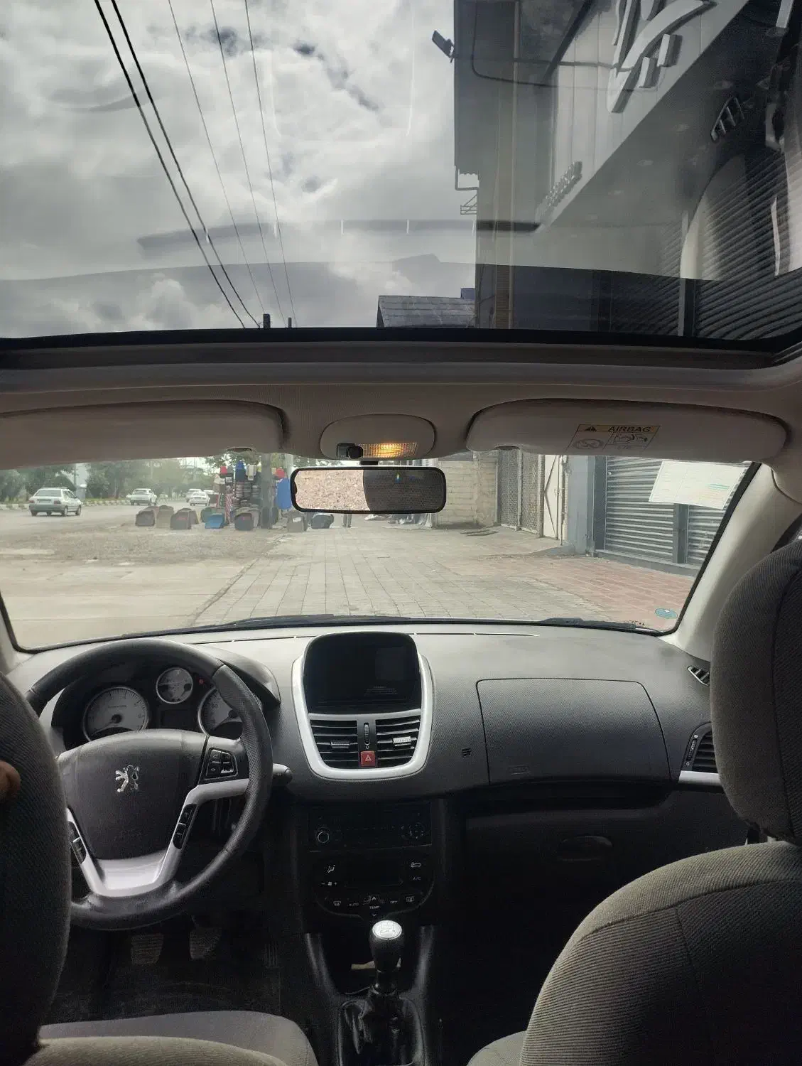 پژو 207 پانوراما دنده‌ای - 1401