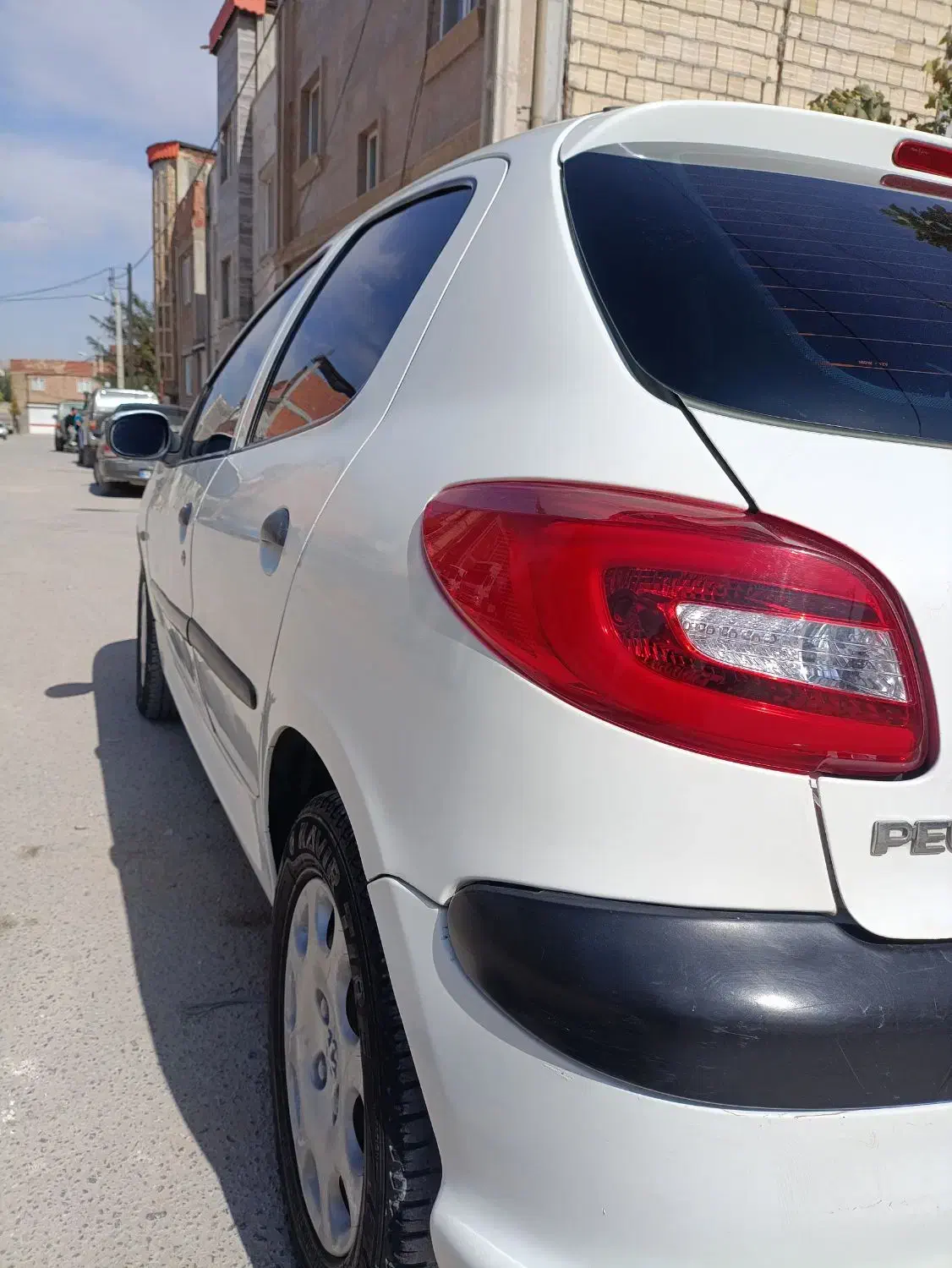 پژو 206 تیپ 2 - 1390