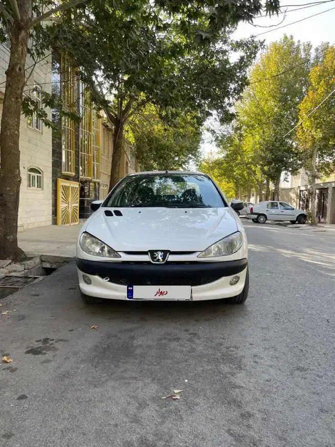 پژو ۲۰۶ صندوق دار v8 - 1395