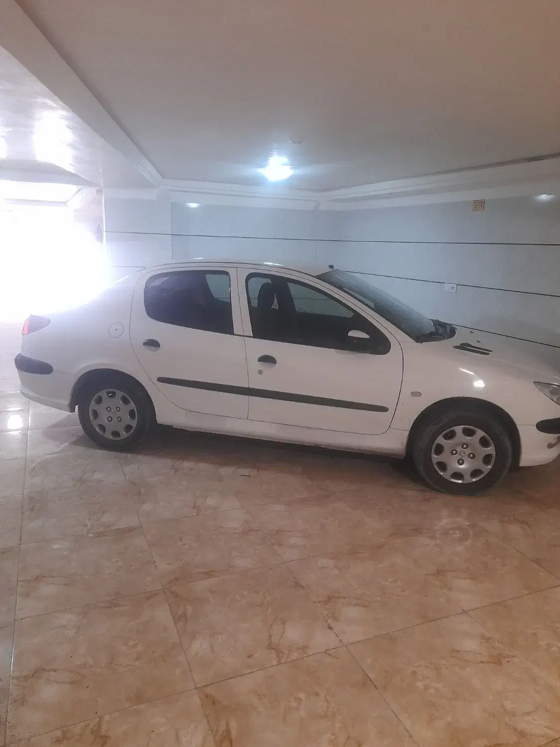 پژو ۲۰۶ صندوق دار v8 - 1397