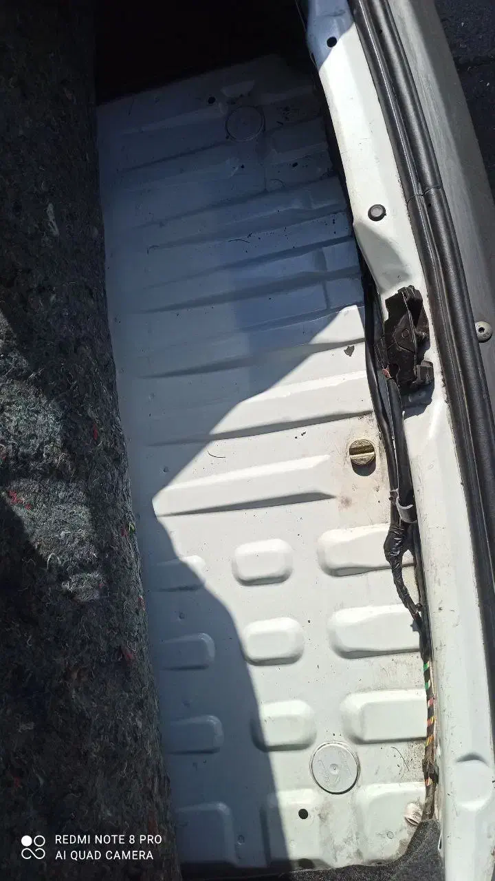 پژو 206 تیپ 5 - 1395