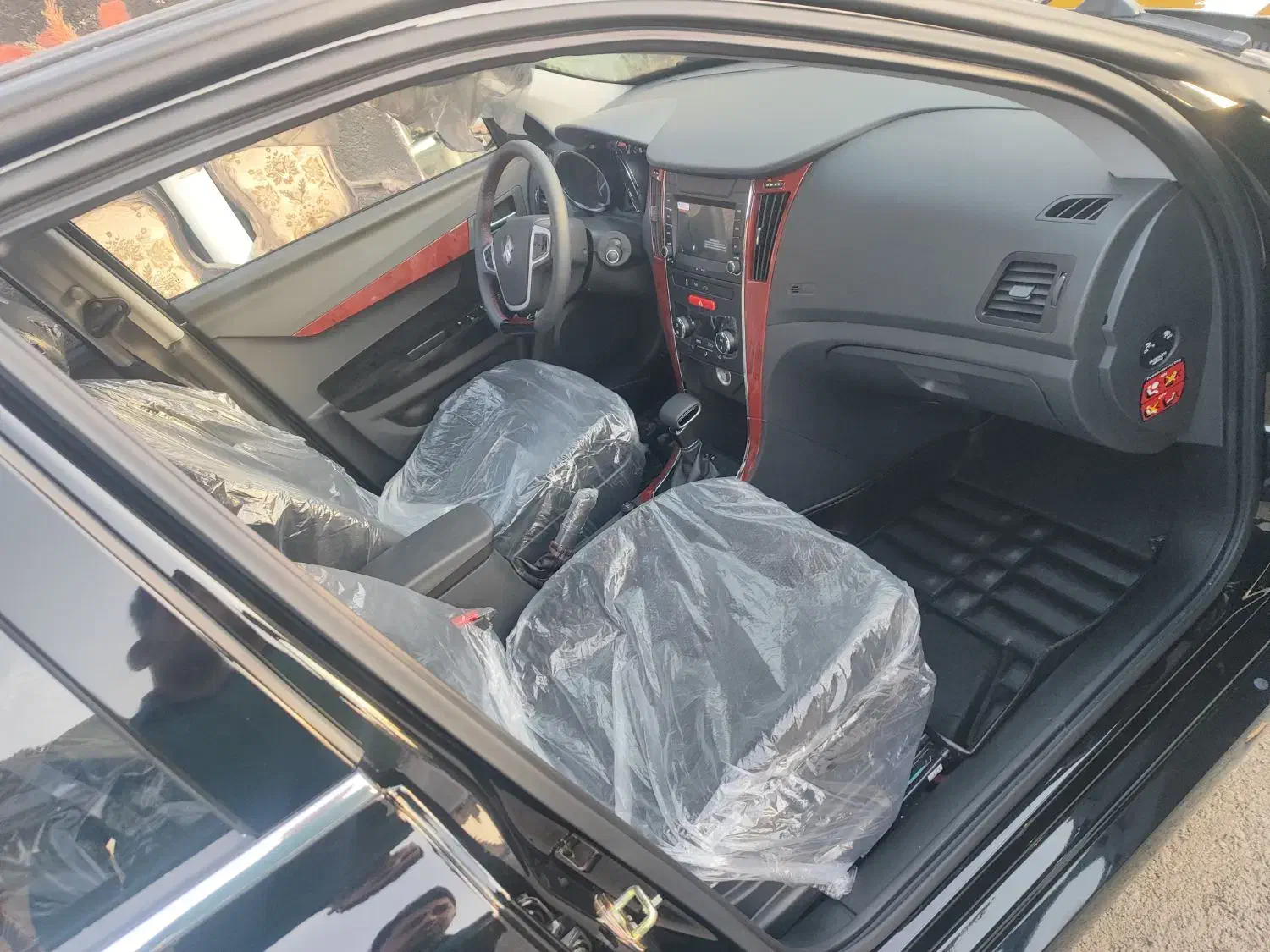 دنا پلاس توربو 6 دنده - 1403