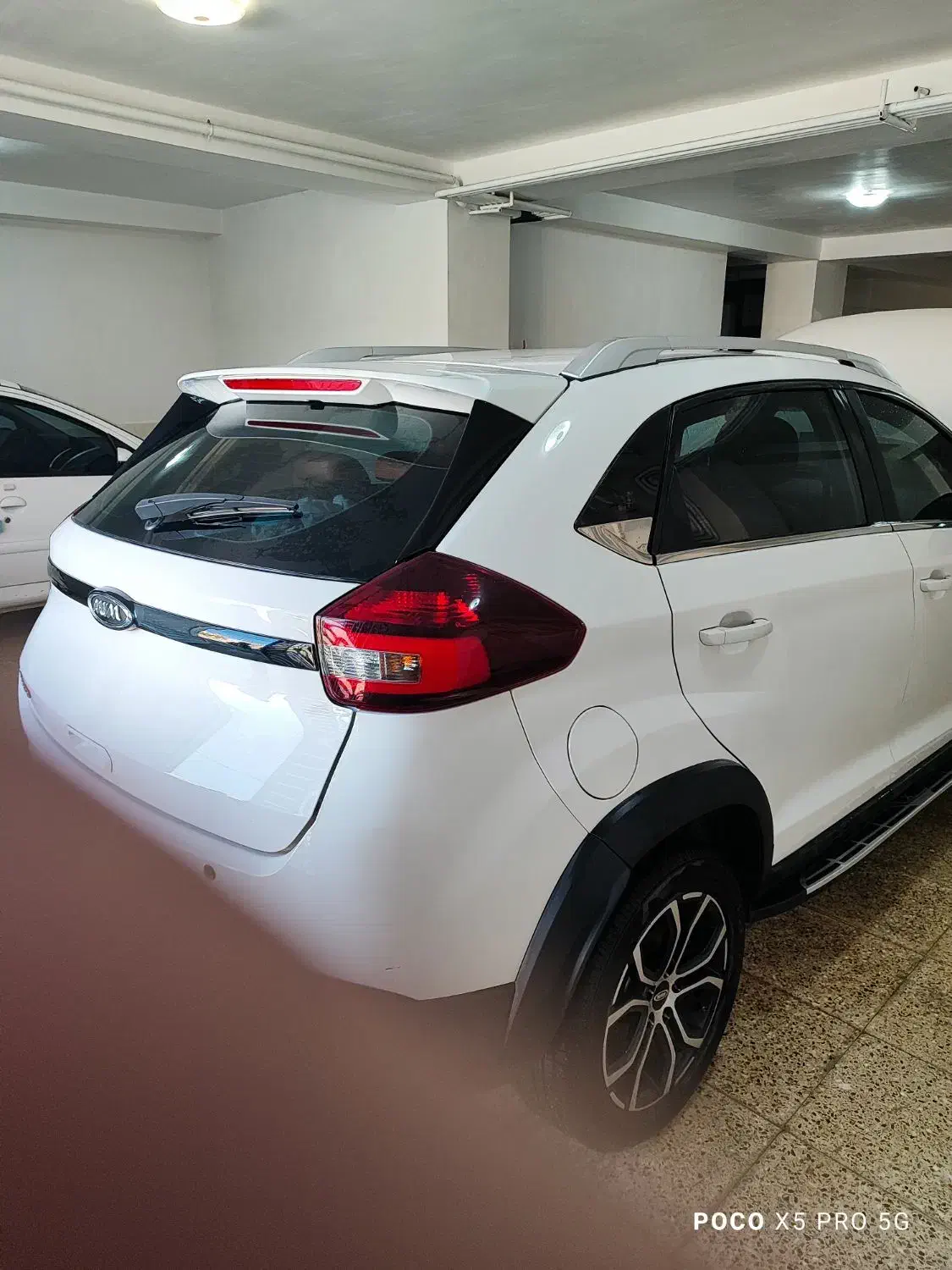 ام وی ام X22 پرو دنده‌ای - 1402