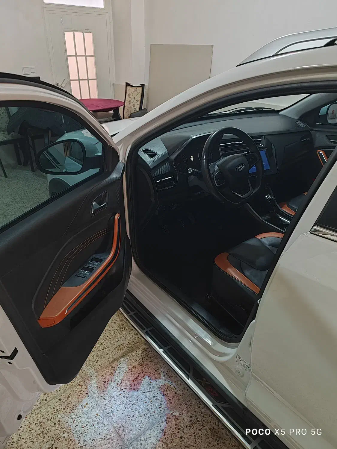 ام وی ام X22 پرو دنده‌ای - 1402