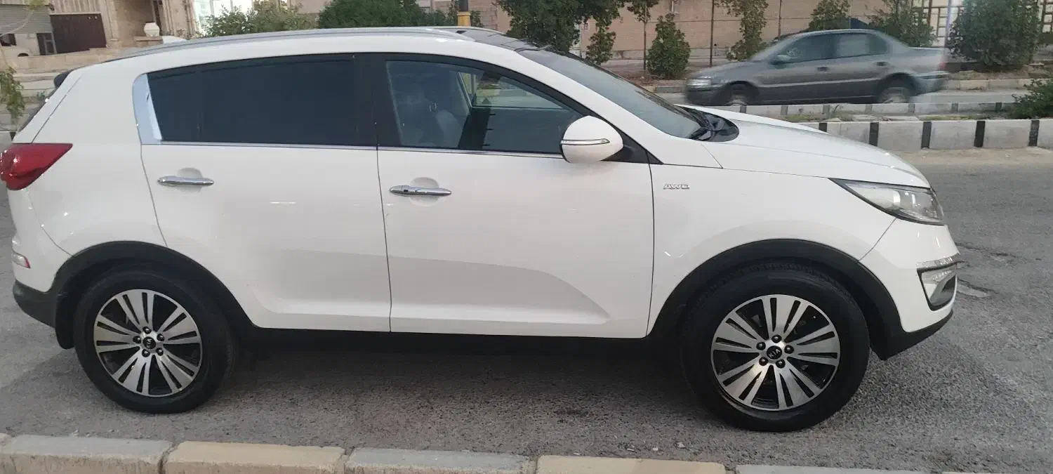 کیا اسپورتیج 4 سیلندر فول 2400cc - 2015