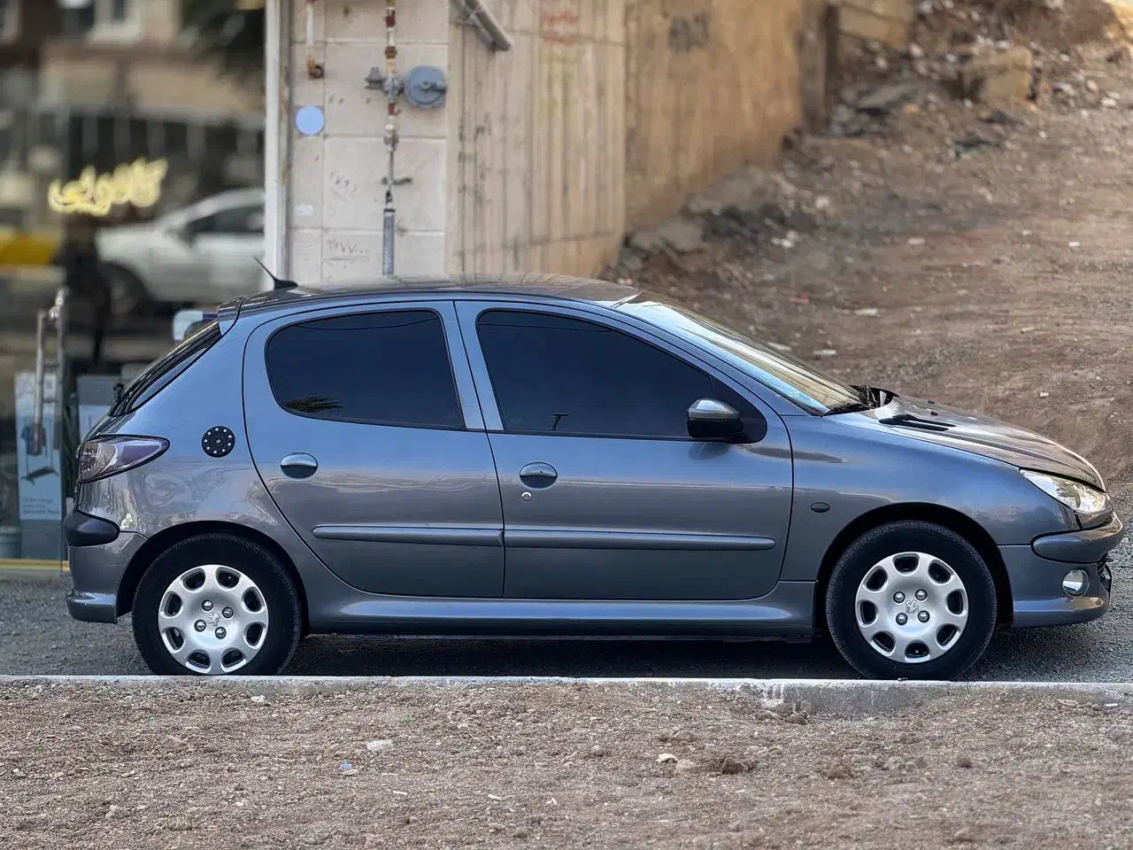 پژو 206 تیپ 2 - 1396