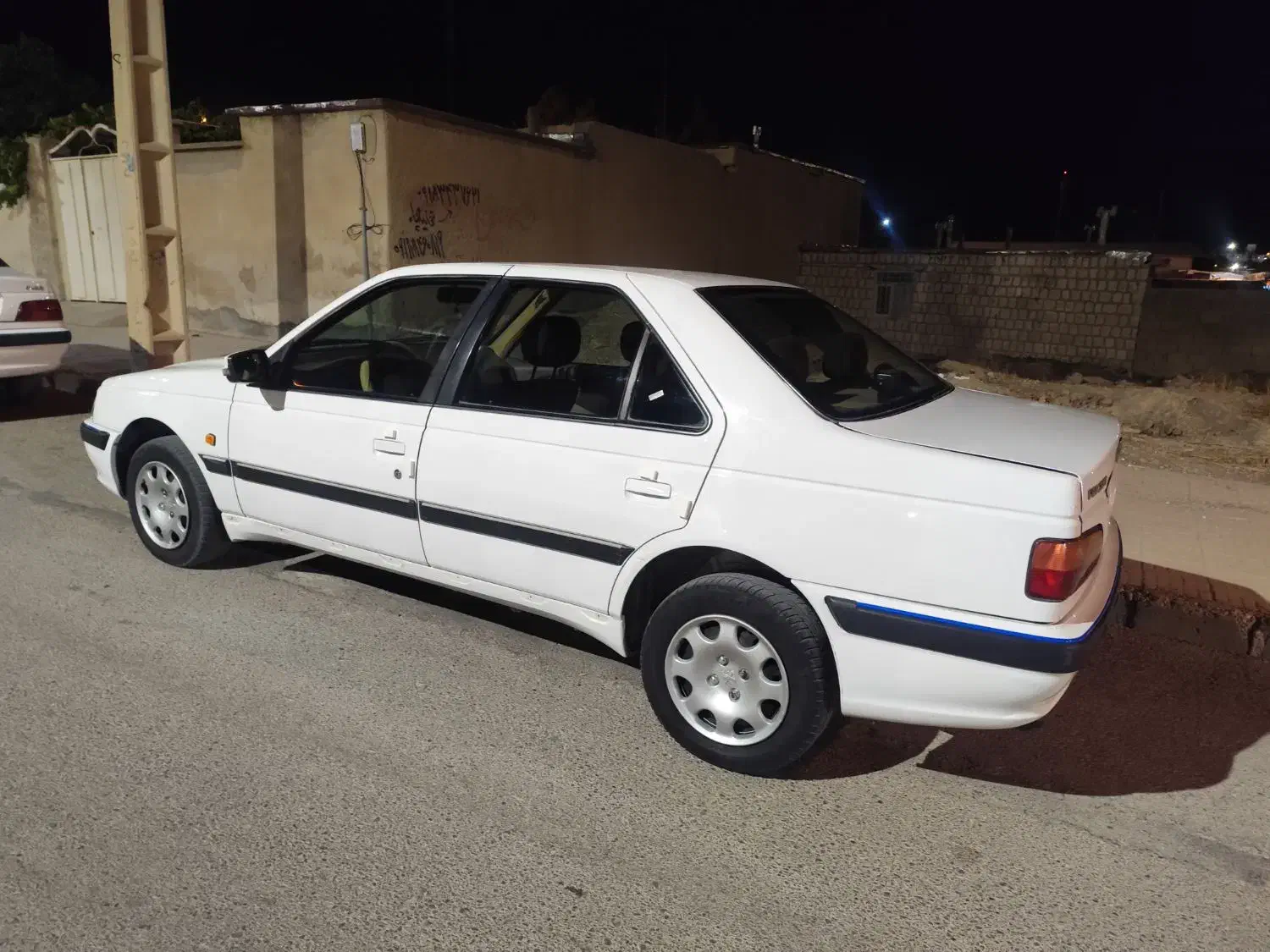 پژو پارس سال - 1390