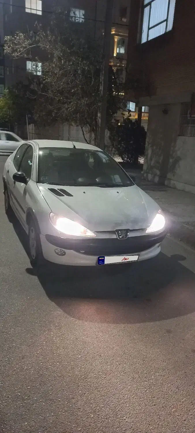 پژو ۲۰۶ صندوق دار v20 - 1389