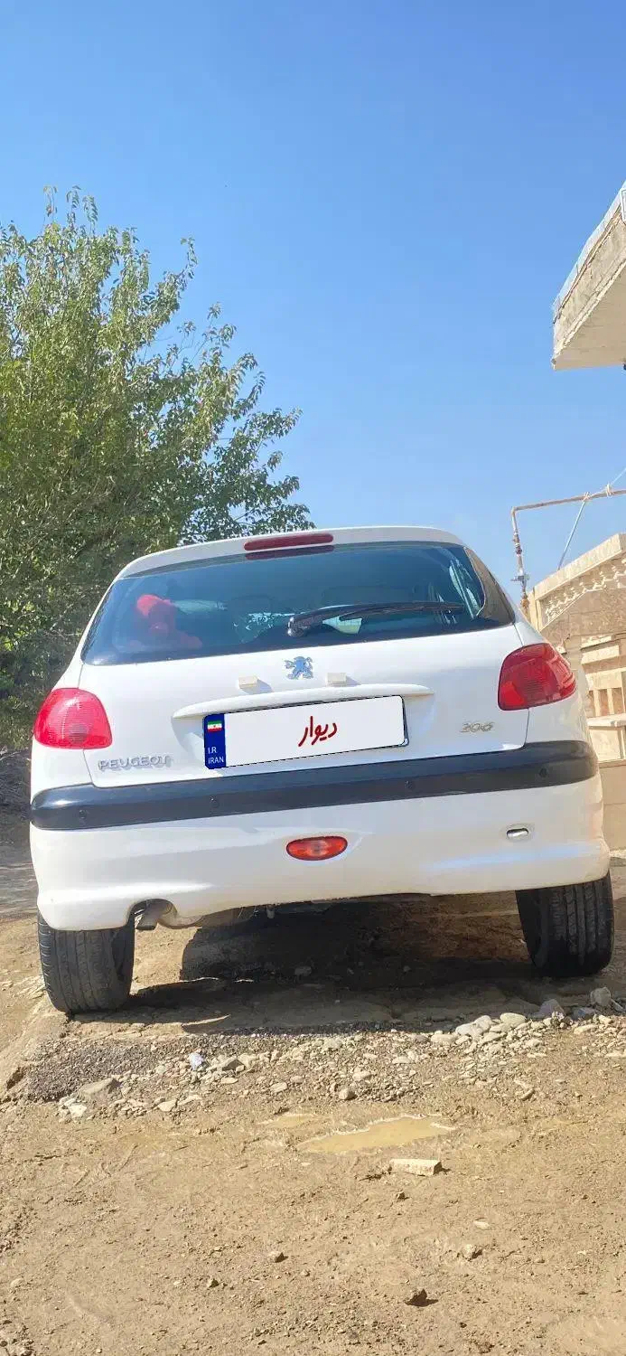 پژو 206 تیپ 5 - 1390