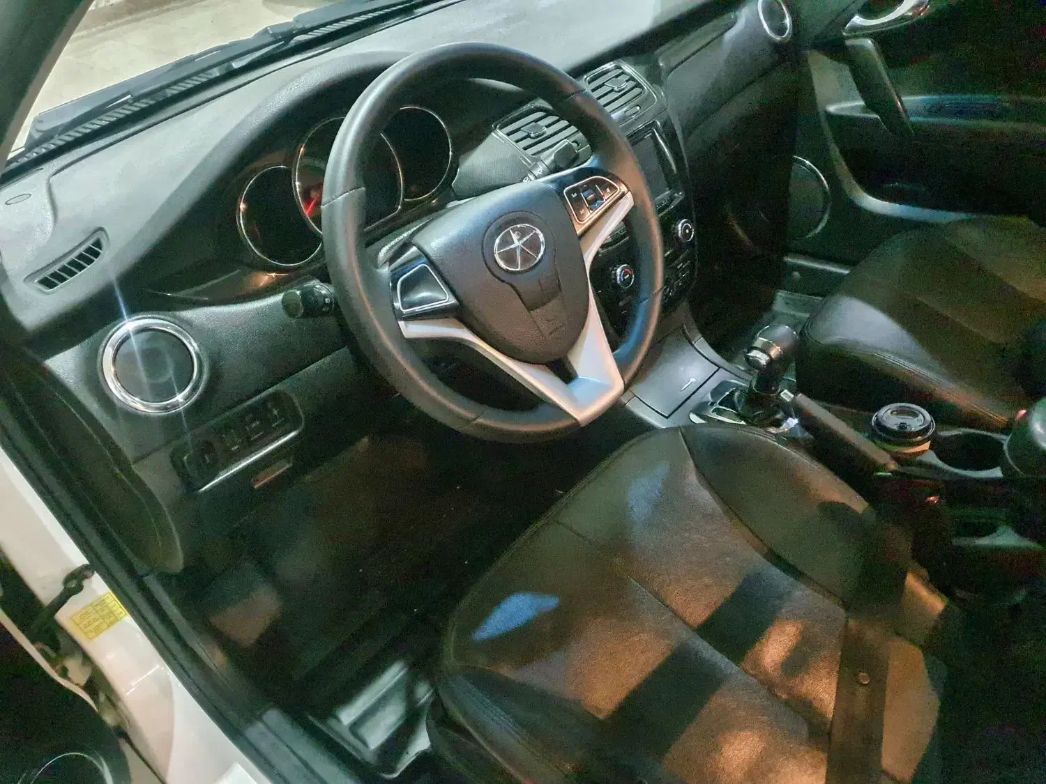 جک J5 اتوماتیک - 1394