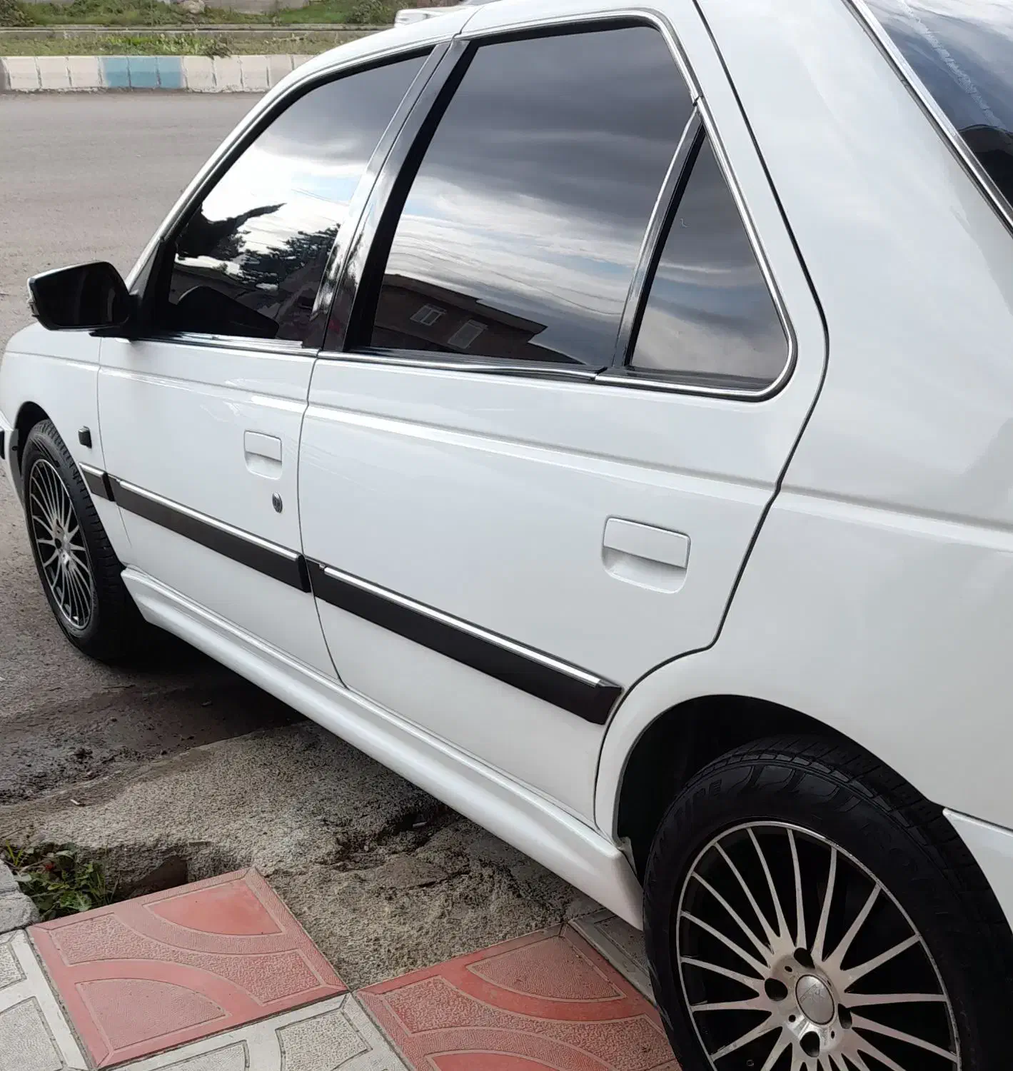 پژو پارس سال - 1392