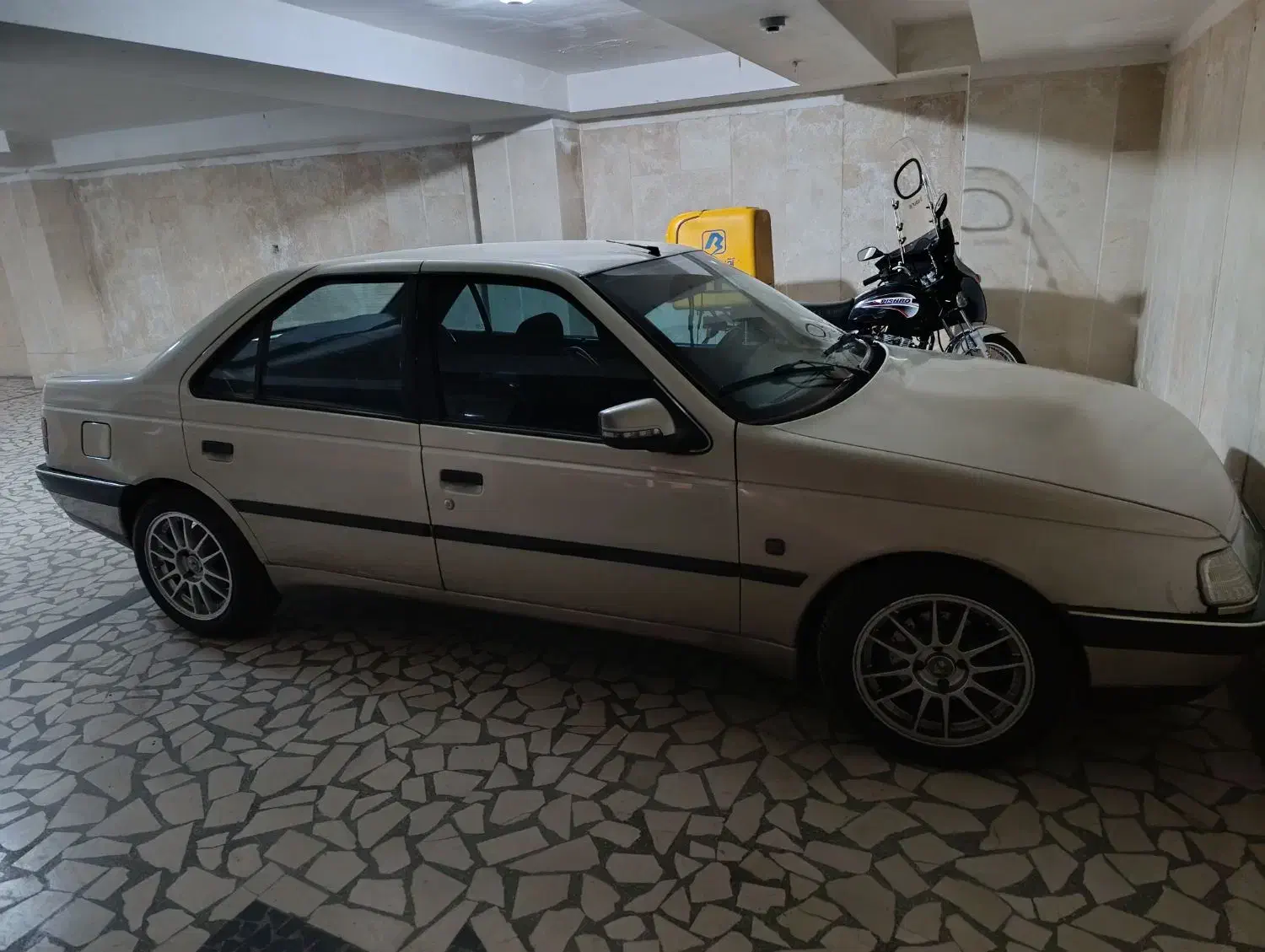 خودرو پژو، 405 آگهی ann_20961826