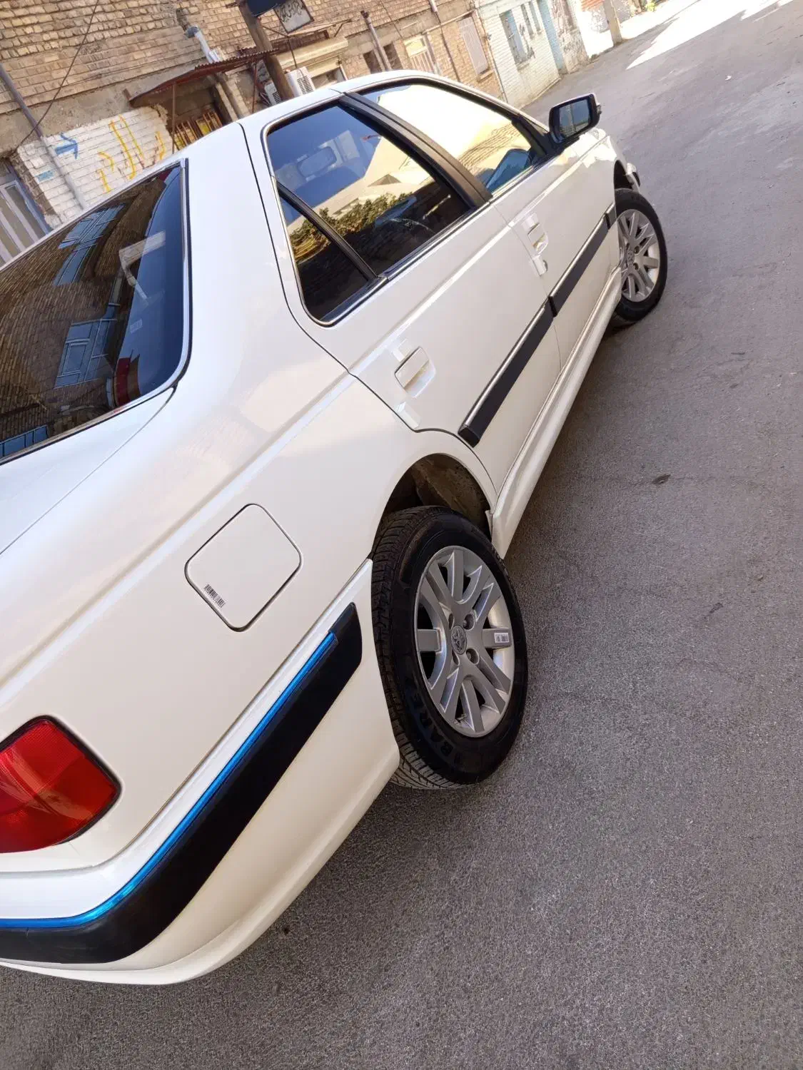 پژو پارس ELX-XU7P سفارشی - 1401