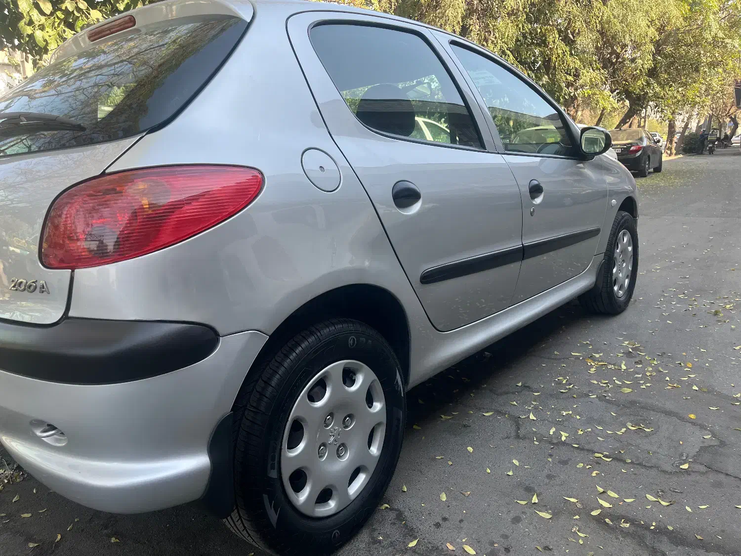 پژو 206 تیپ 6 - 1385