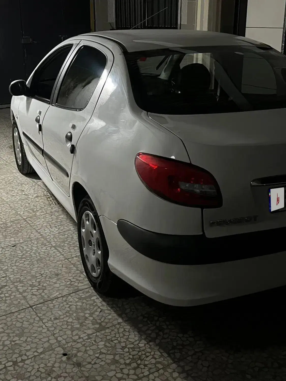 پژو ۲۰۶ صندوق دار v20 - 1390