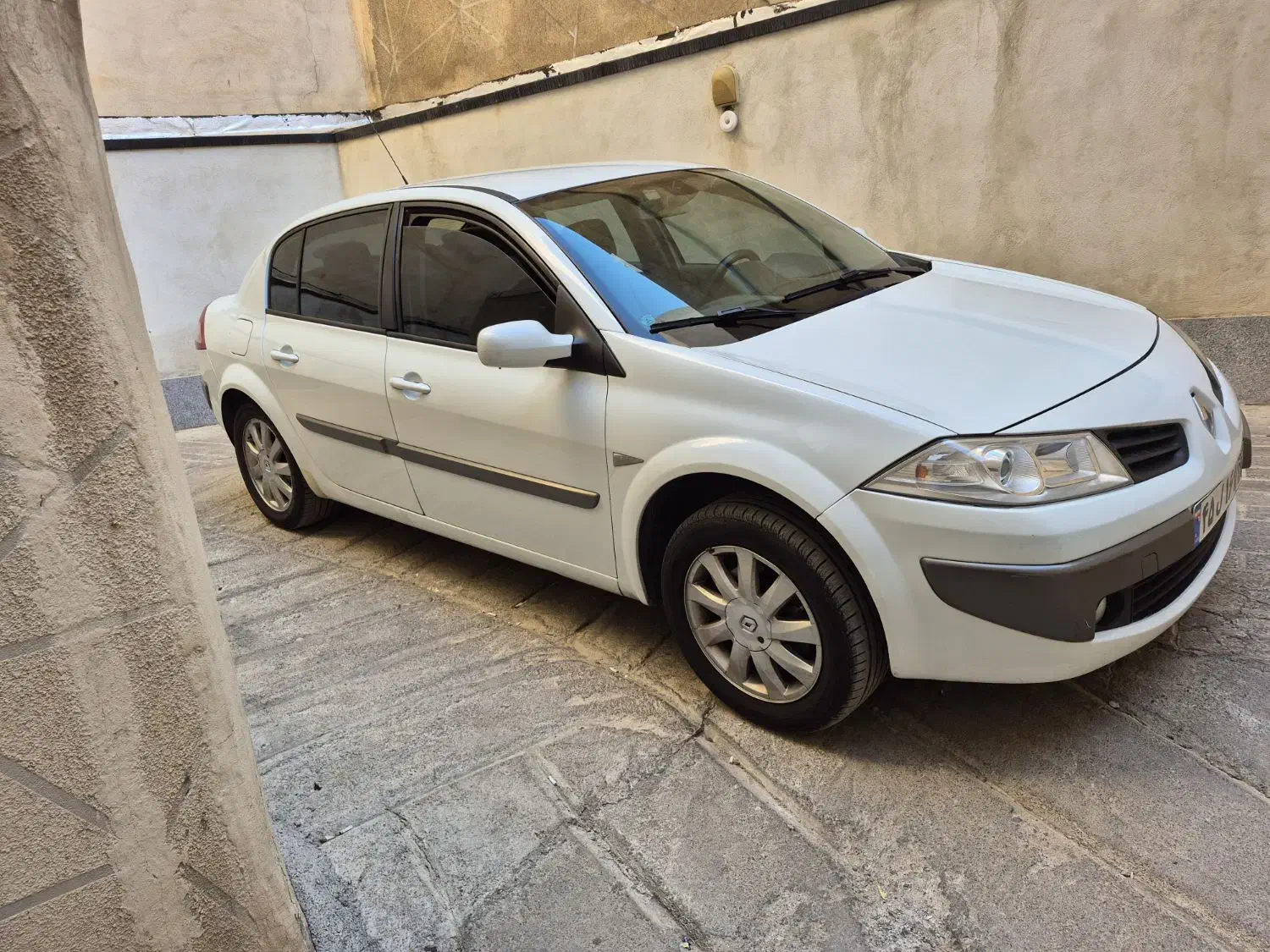 رنو مگان پارس خودرو 2000 - 1391