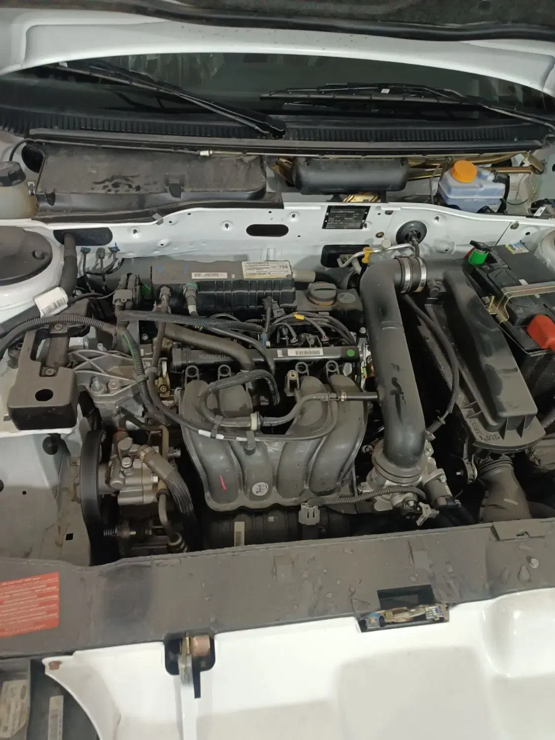 پژو پارس XU7P - 1401