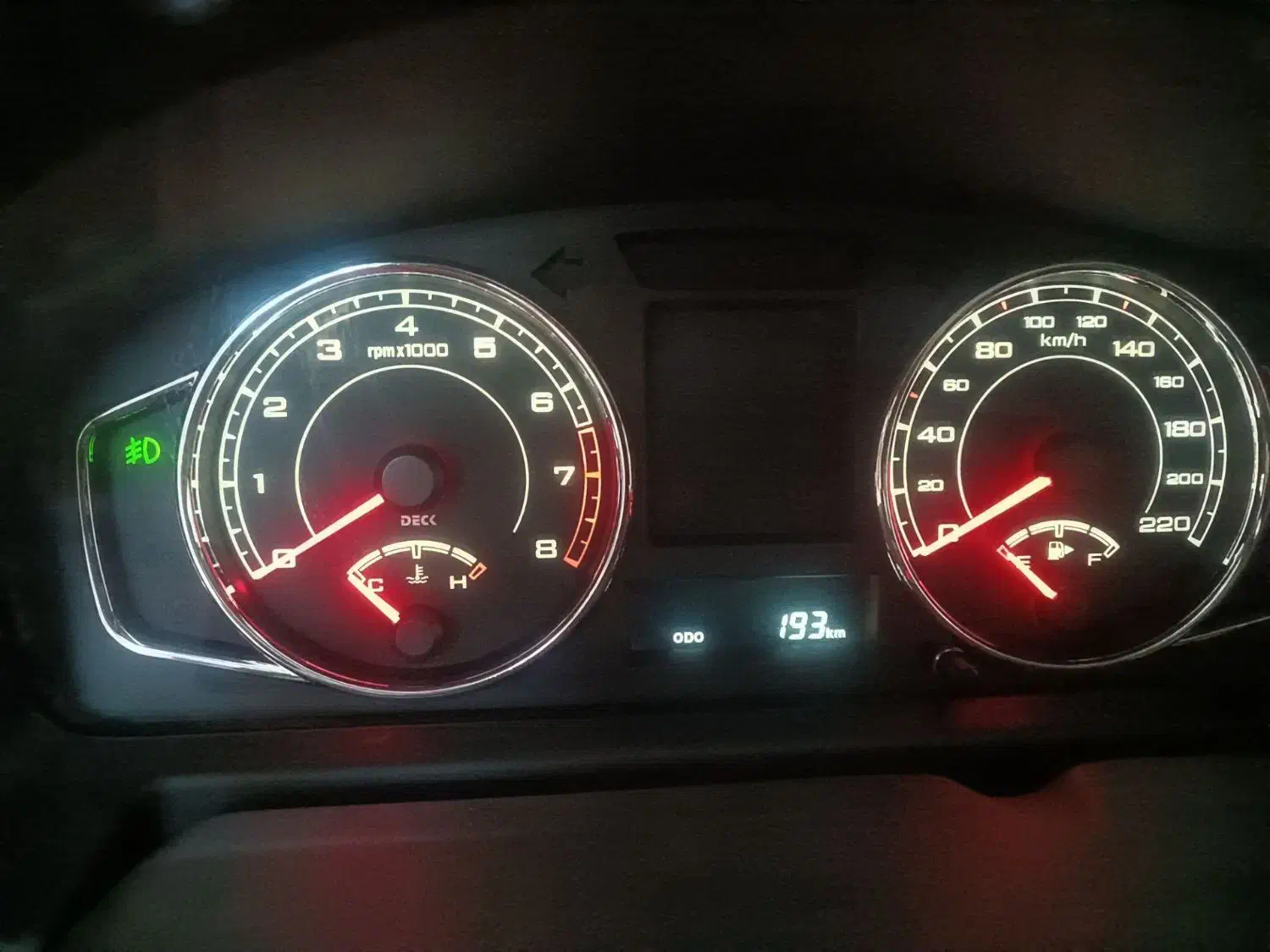 پژو پارس XU7P - 1401