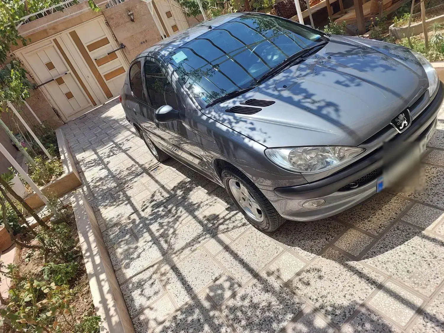 پژو ۲۰۶ صندوق دار v8 - 1398