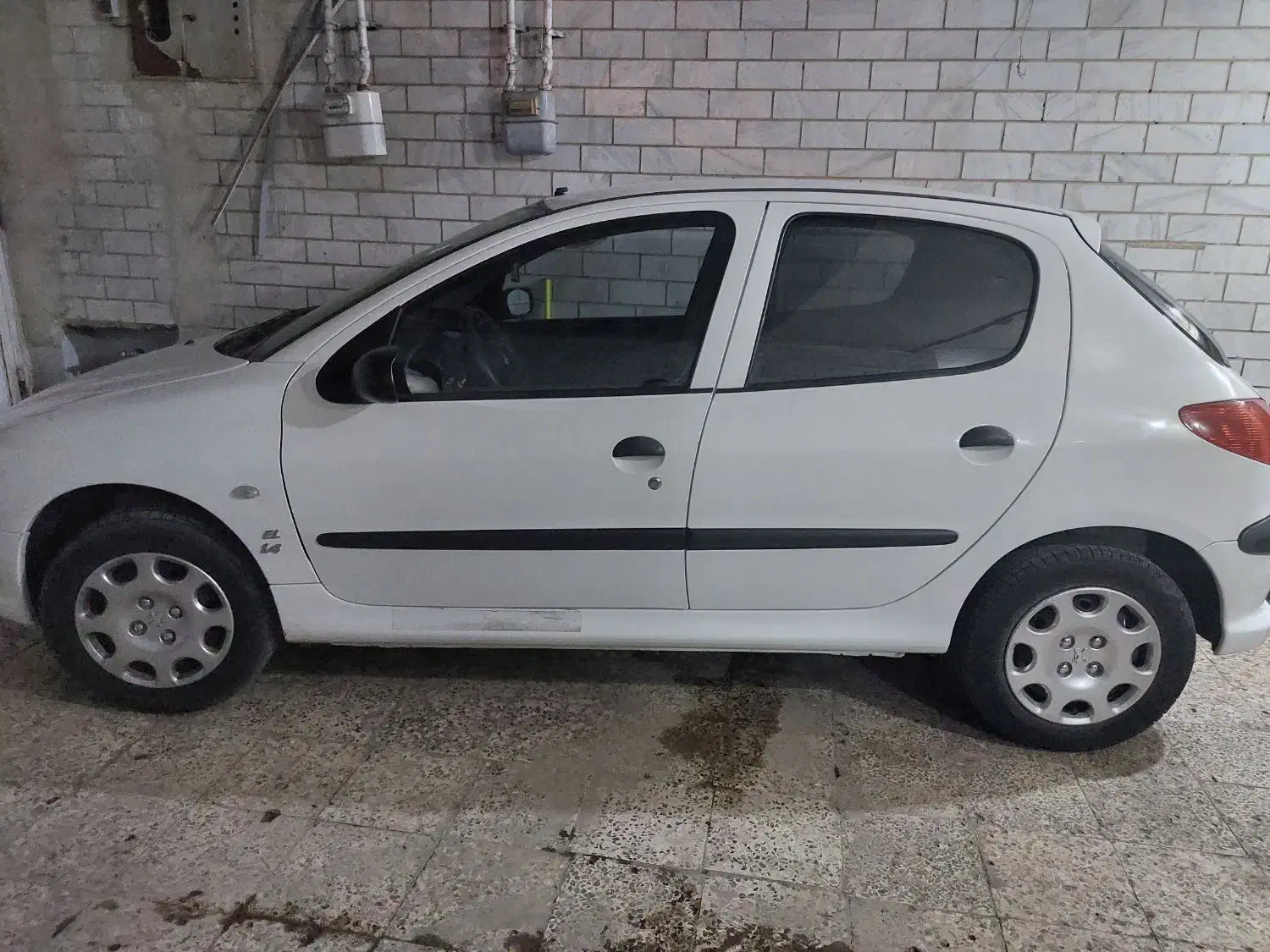 پژو 206 تیپ 3 - 1401