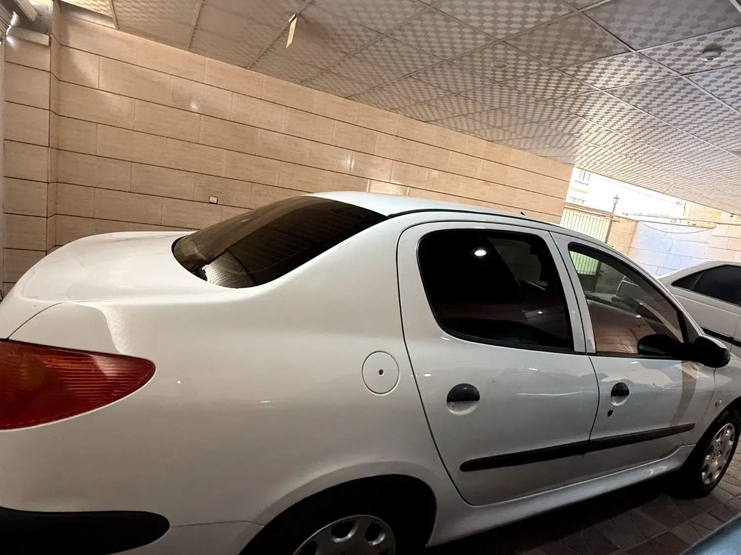 پژو ۲۰۶ صندوق دار v8 - 1392