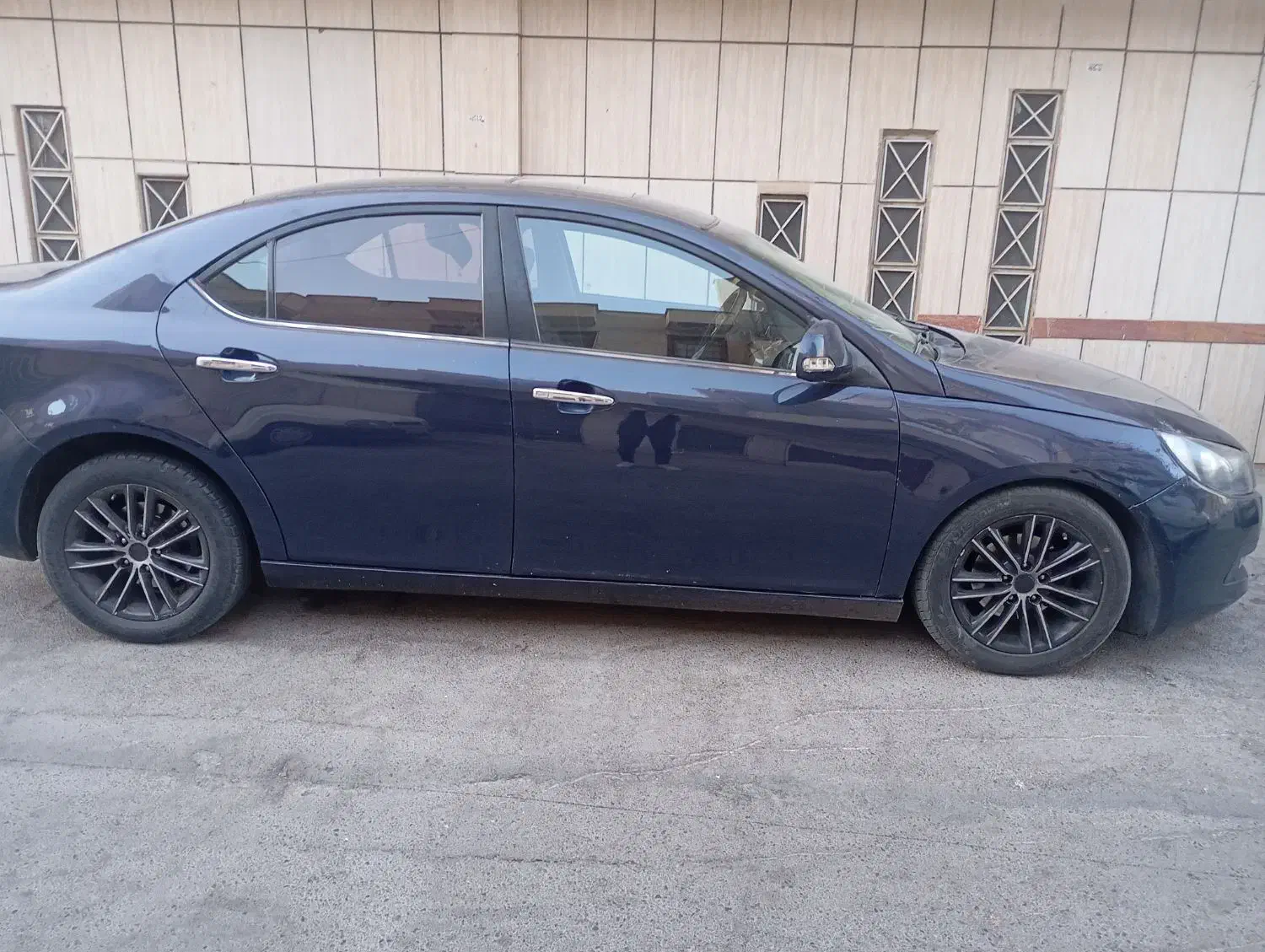 جک J5 اتوماتیک - 1394