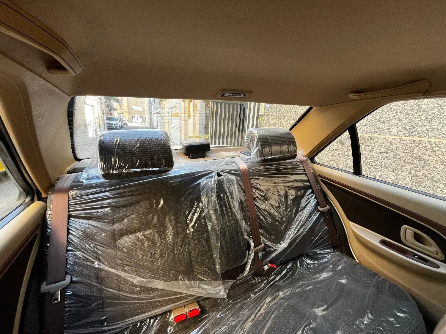 پژو پارس XU7P - 1402