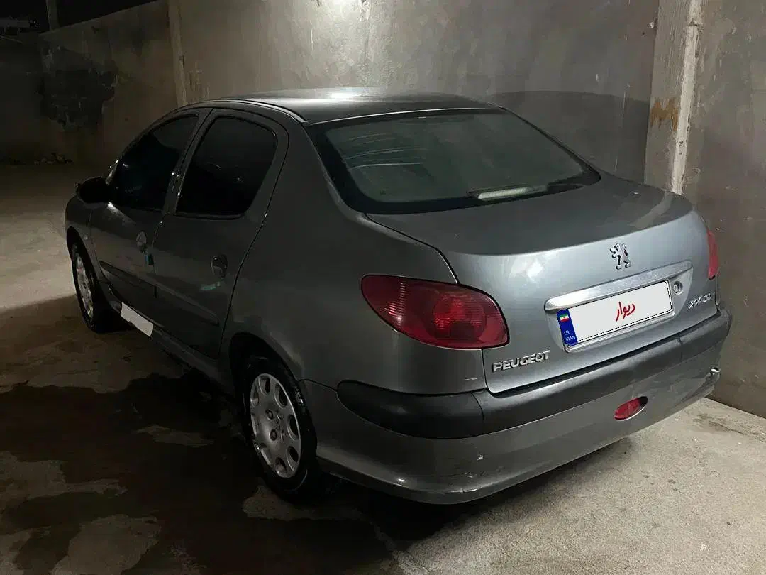 پژو ۲۰۶ صندوق دار v8 - 1390