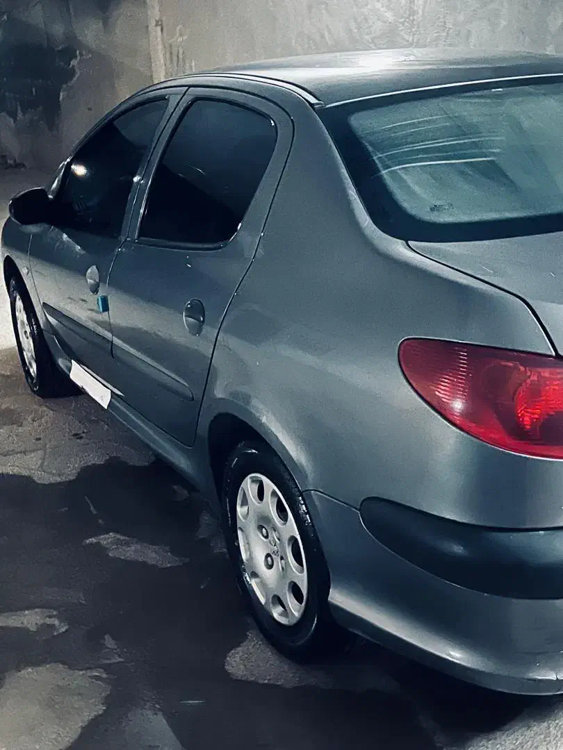 پژو ۲۰۶ صندوق دار v8 - 1390