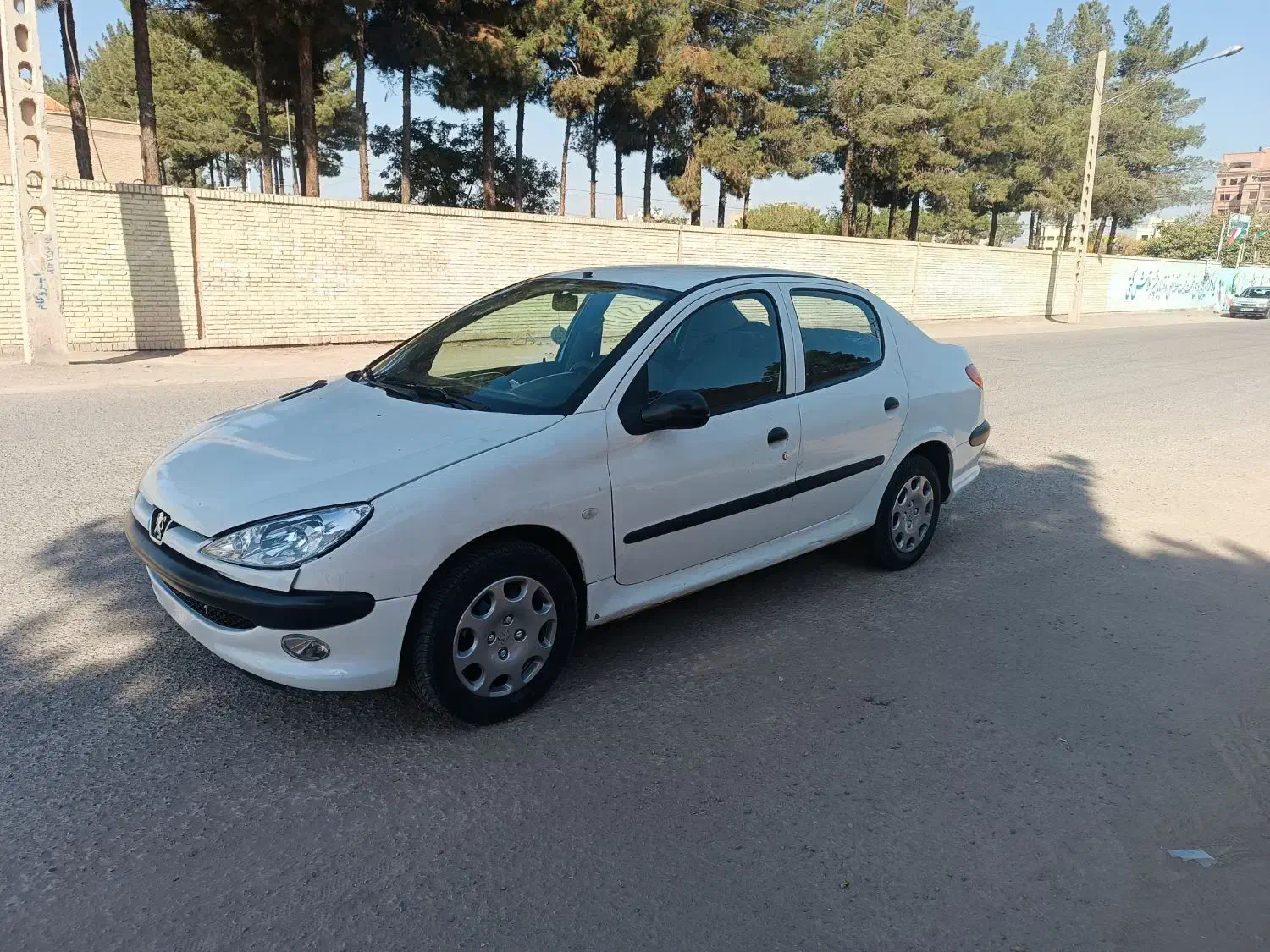 پژو ۲۰۶ صندوق دار v8 - 1393