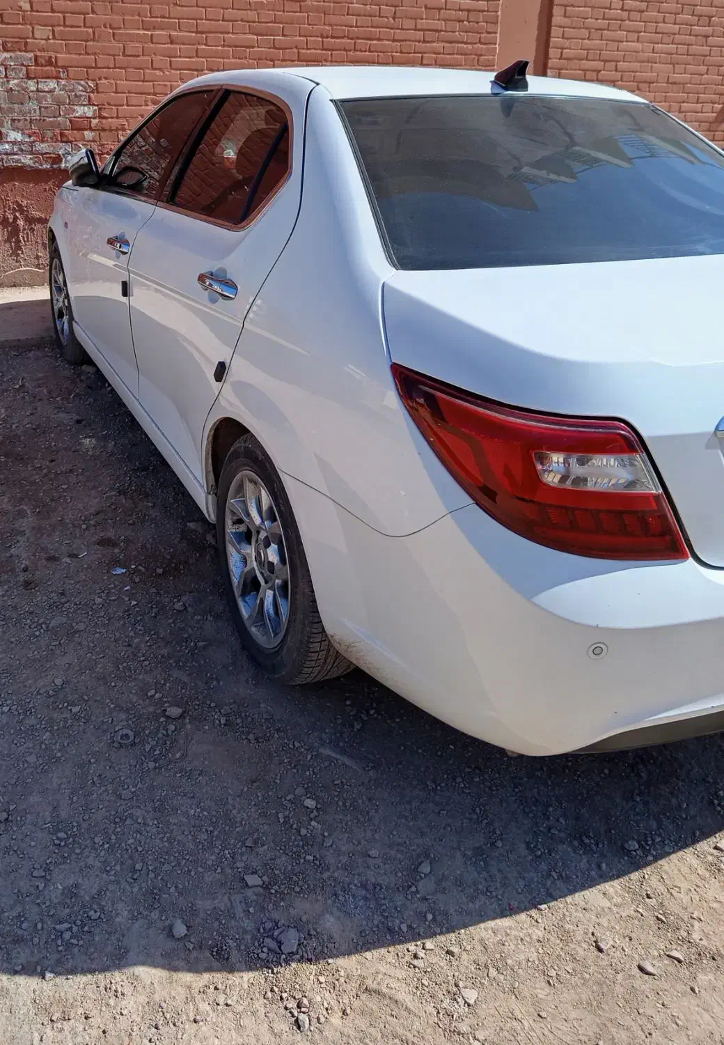 دنا پلاس توربو اتوماتیک - 1401