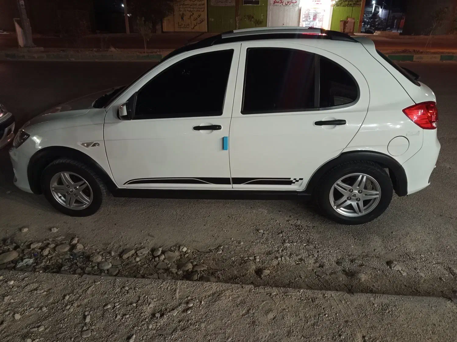 خودرو کوییک، R آگهی ann_20962683