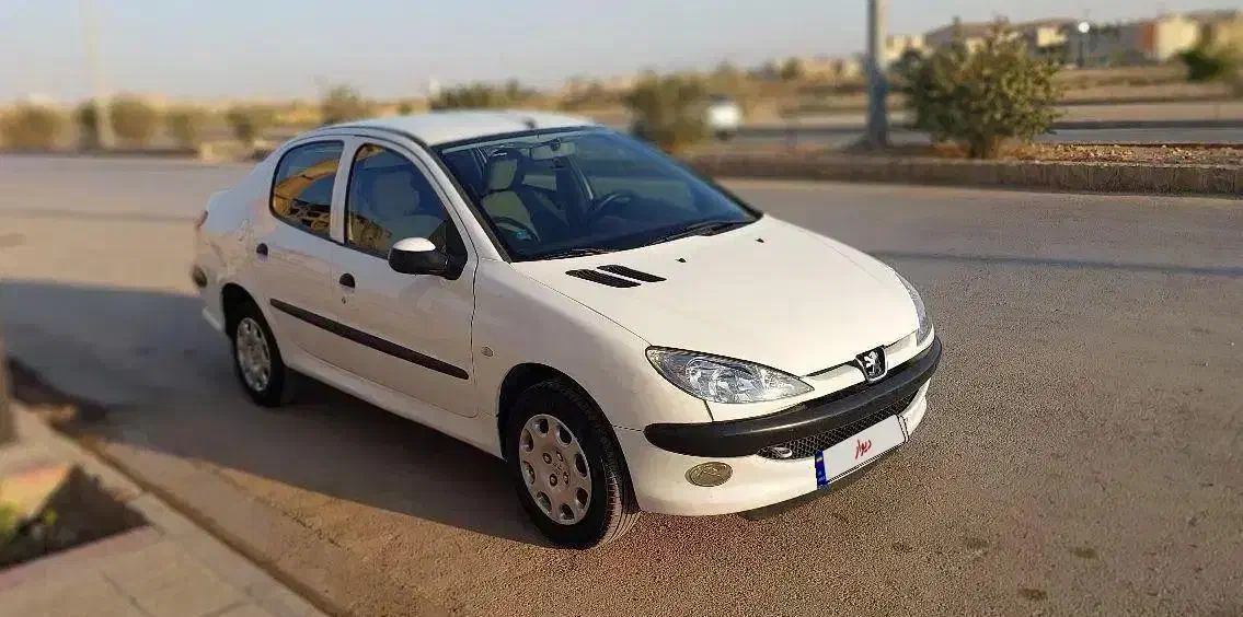 خودرو پژو، ۲۰۶ صندوق دار آگهی ann_20962731